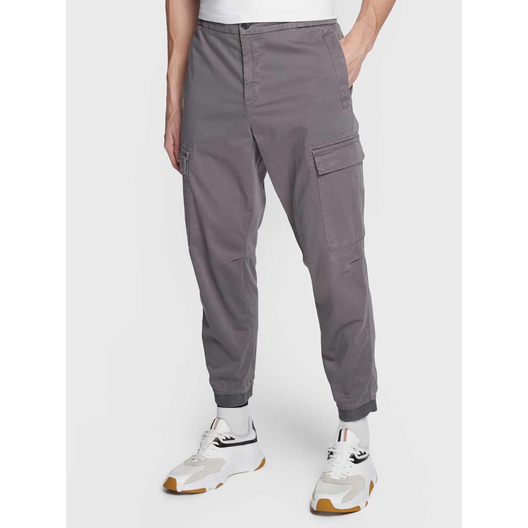 Boss Joggers Sisla 50477715 Gri Relaxed Fit - Pled.ro