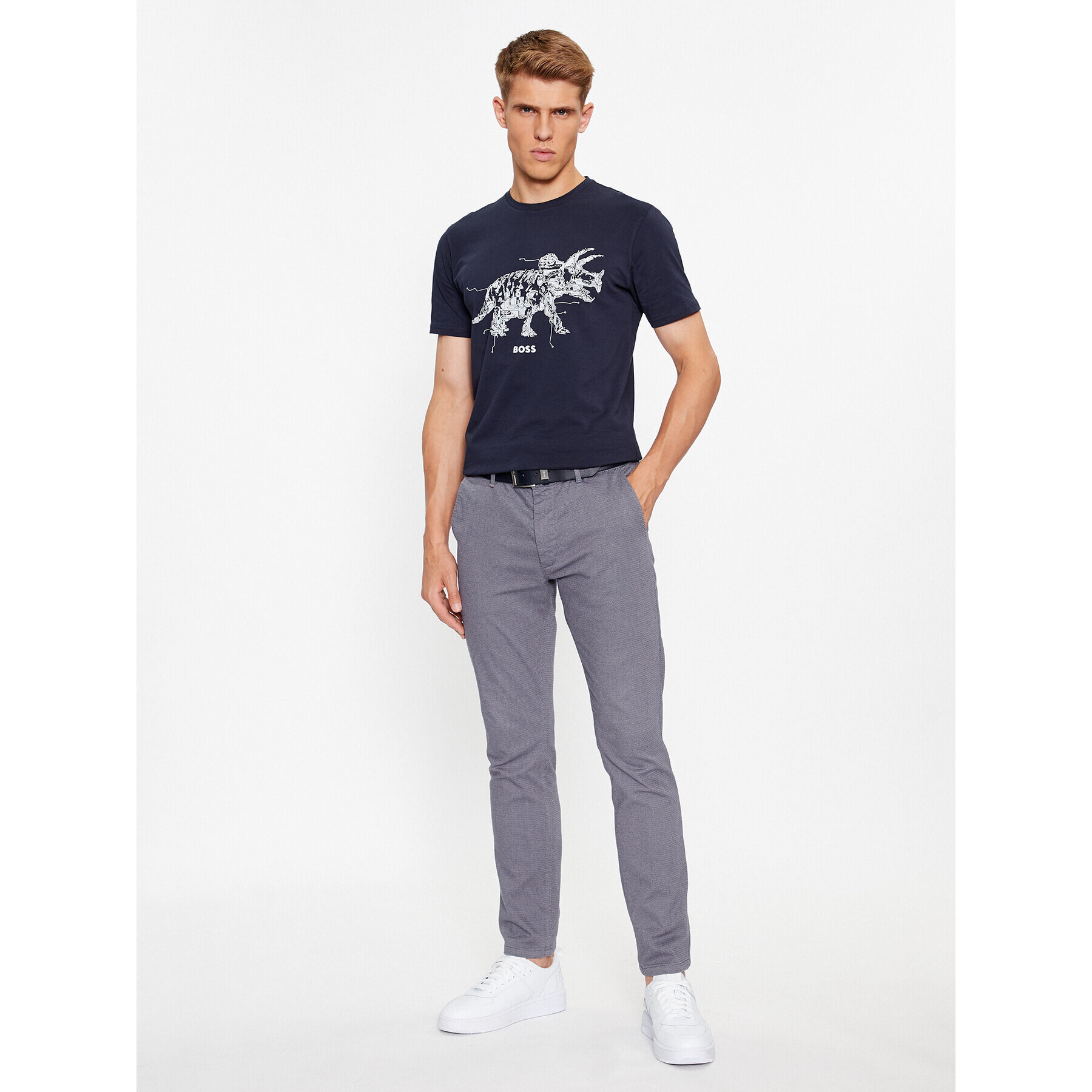 Boss Pantaloni chino Chino 50501597 Bleumarin Slim Fit - Pled.ro