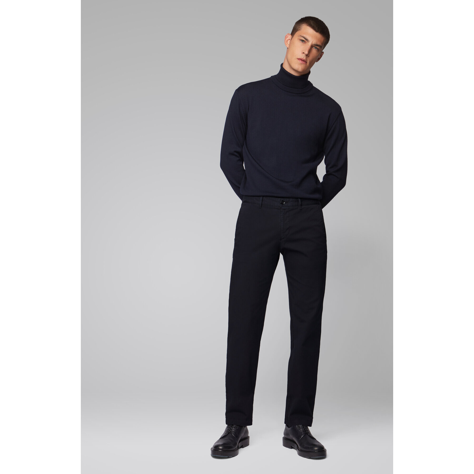 Boss Pantaloni chino Crigan3-D 50325944 Negru Regular Fit - Pled.ro