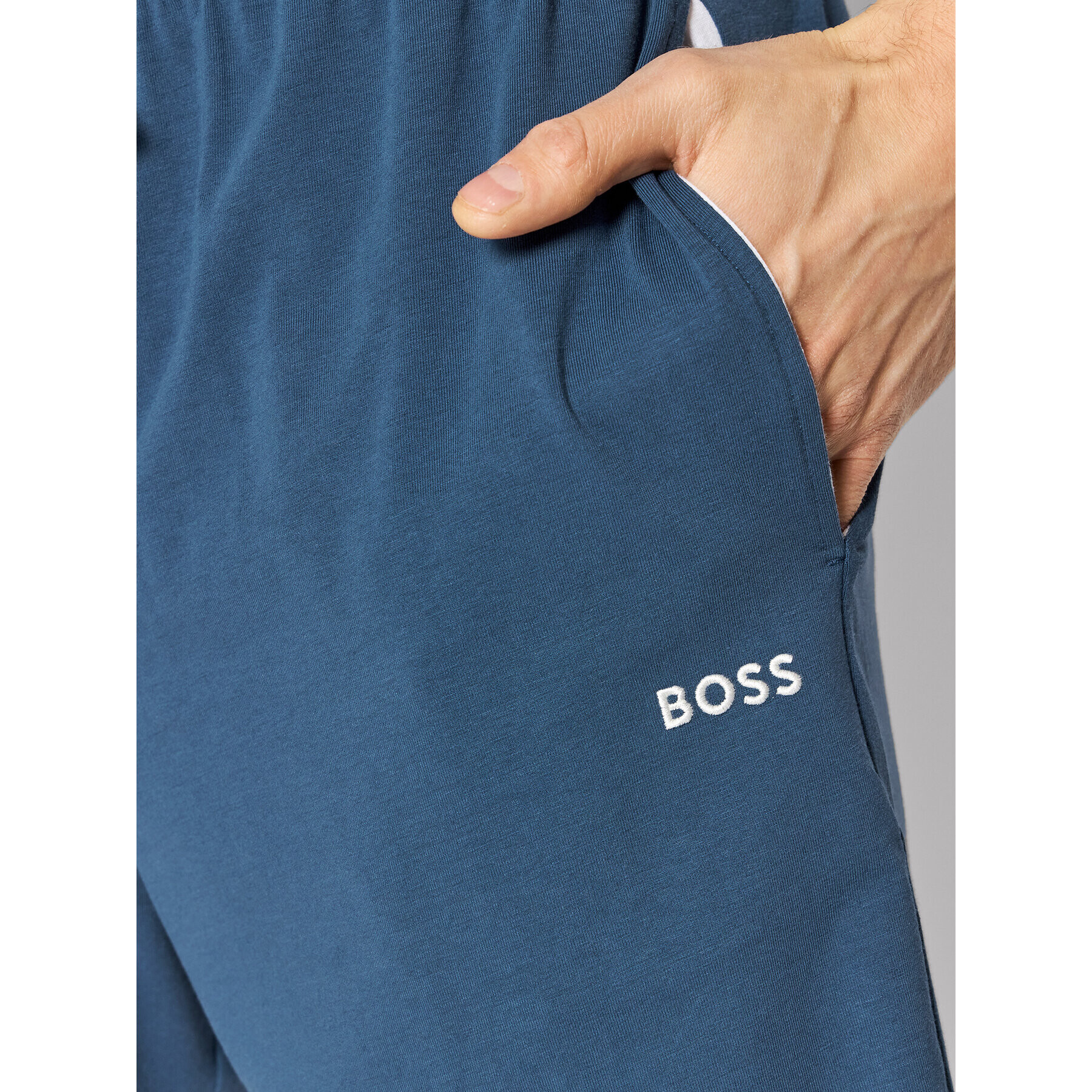 Boss Pantaloni scurți sport Mix&Match 50469612 Bleumarin Regular Fit - Pled.ro