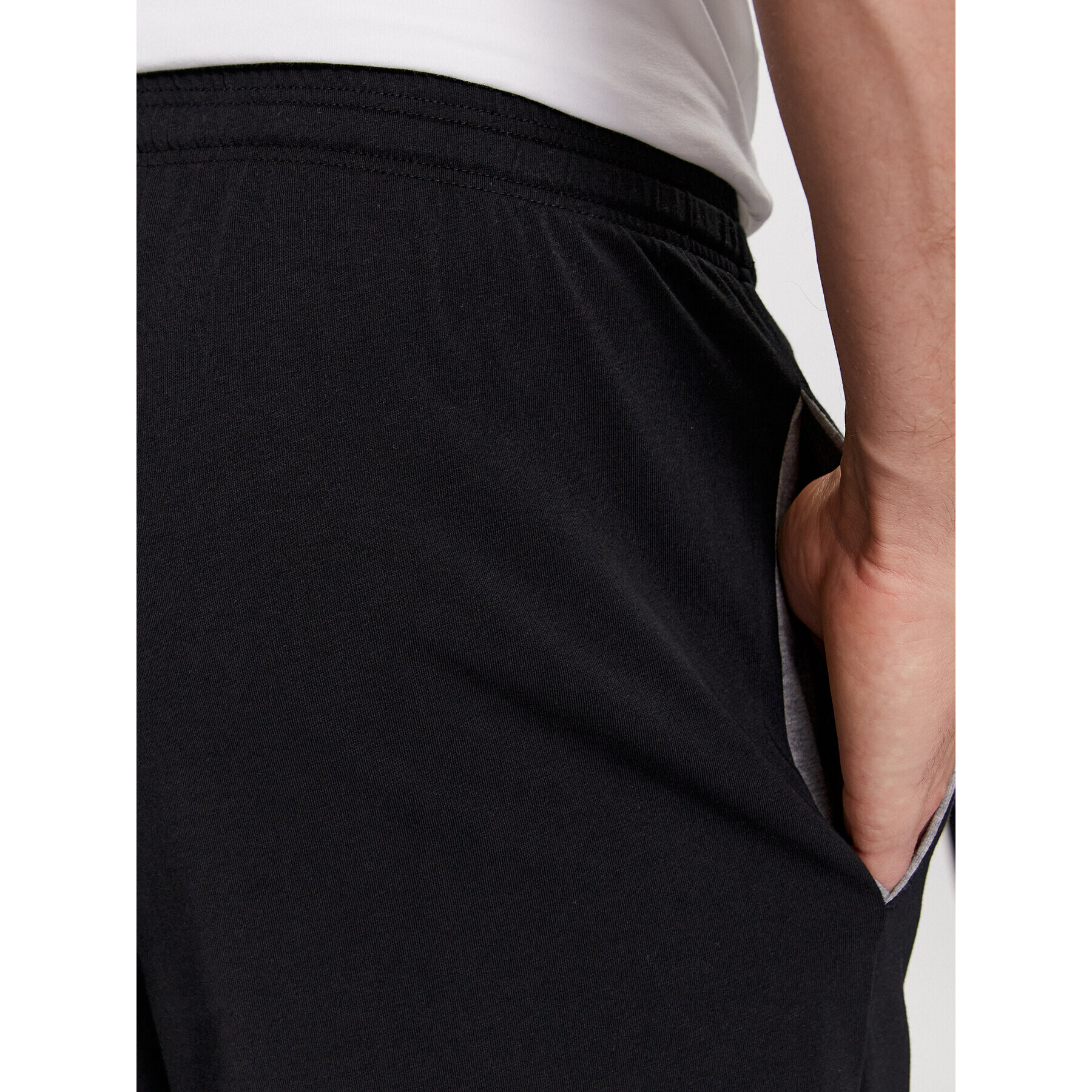 Boss Pantaloni scurți sport Mix&Match 50515367 Negru Regular Fit - Pled.ro