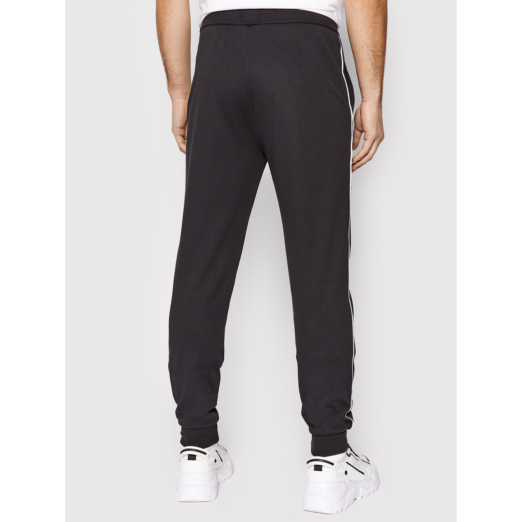 Boss Pantaloni trening 50460273 Negru Regular Fit - Pled.ro