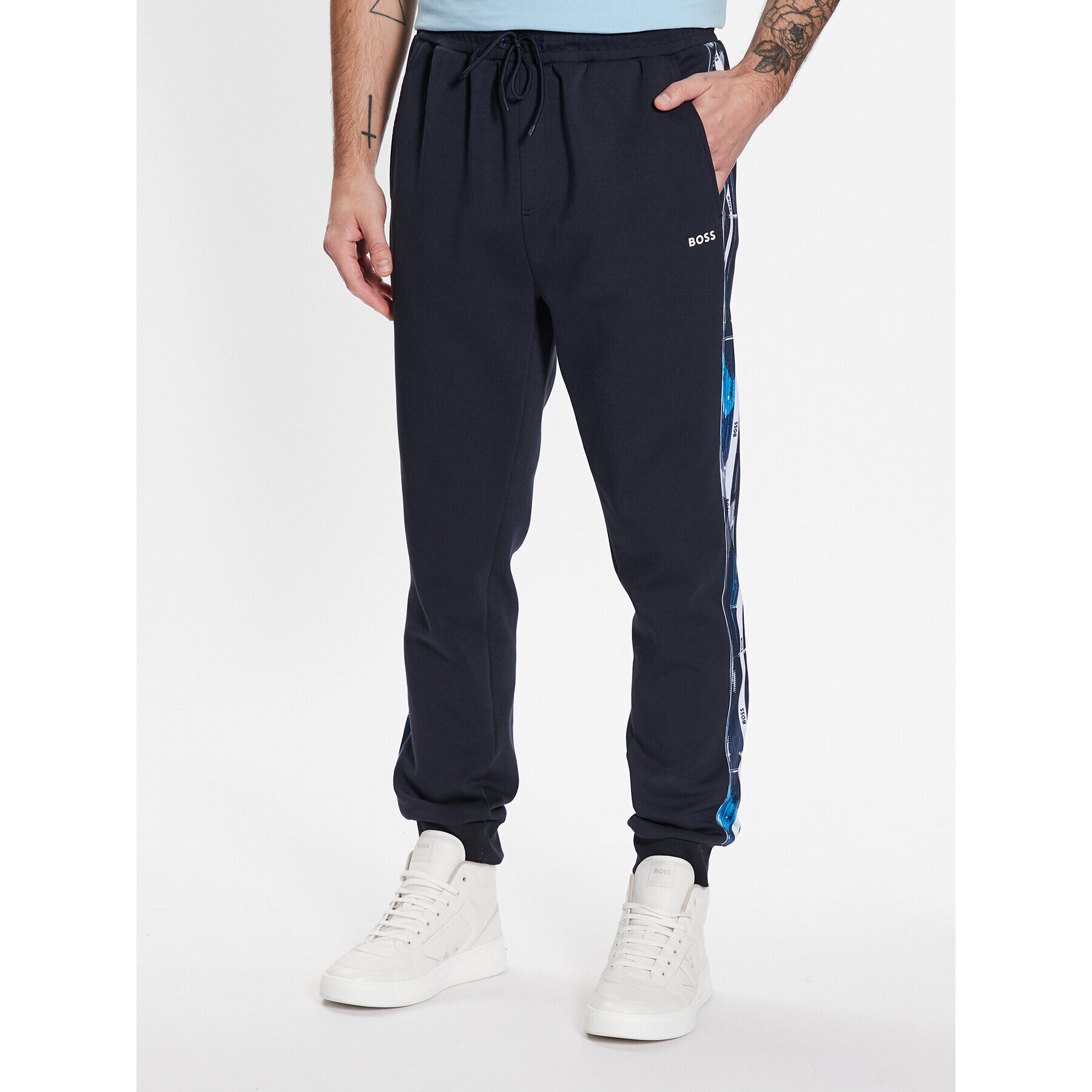 Boss Pantaloni trening 50483952 Bleumarin Relaxed Fit - Pled.ro