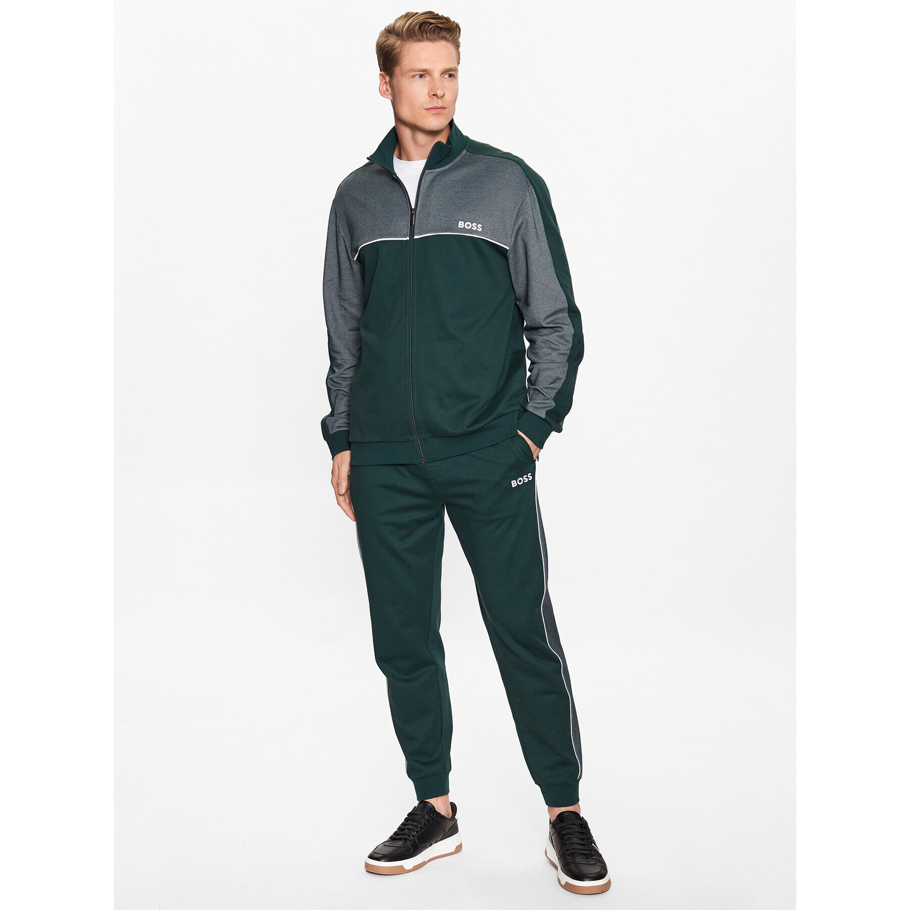 Boss Pantaloni trening 50491283 Verde Regular Fit - Pled.ro