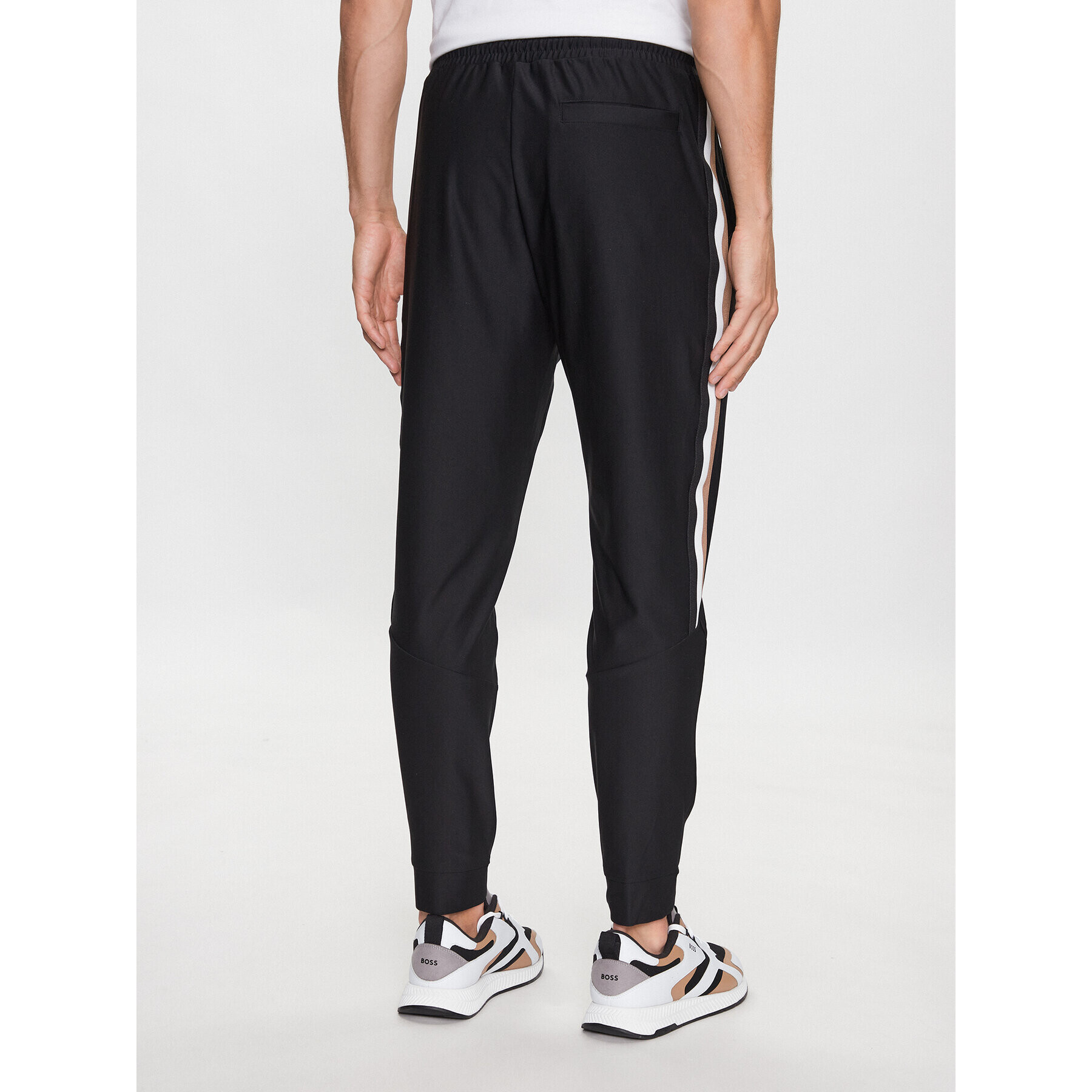 Boss Pantaloni trening 50504553 Negru Regular Fit - Pled.ro