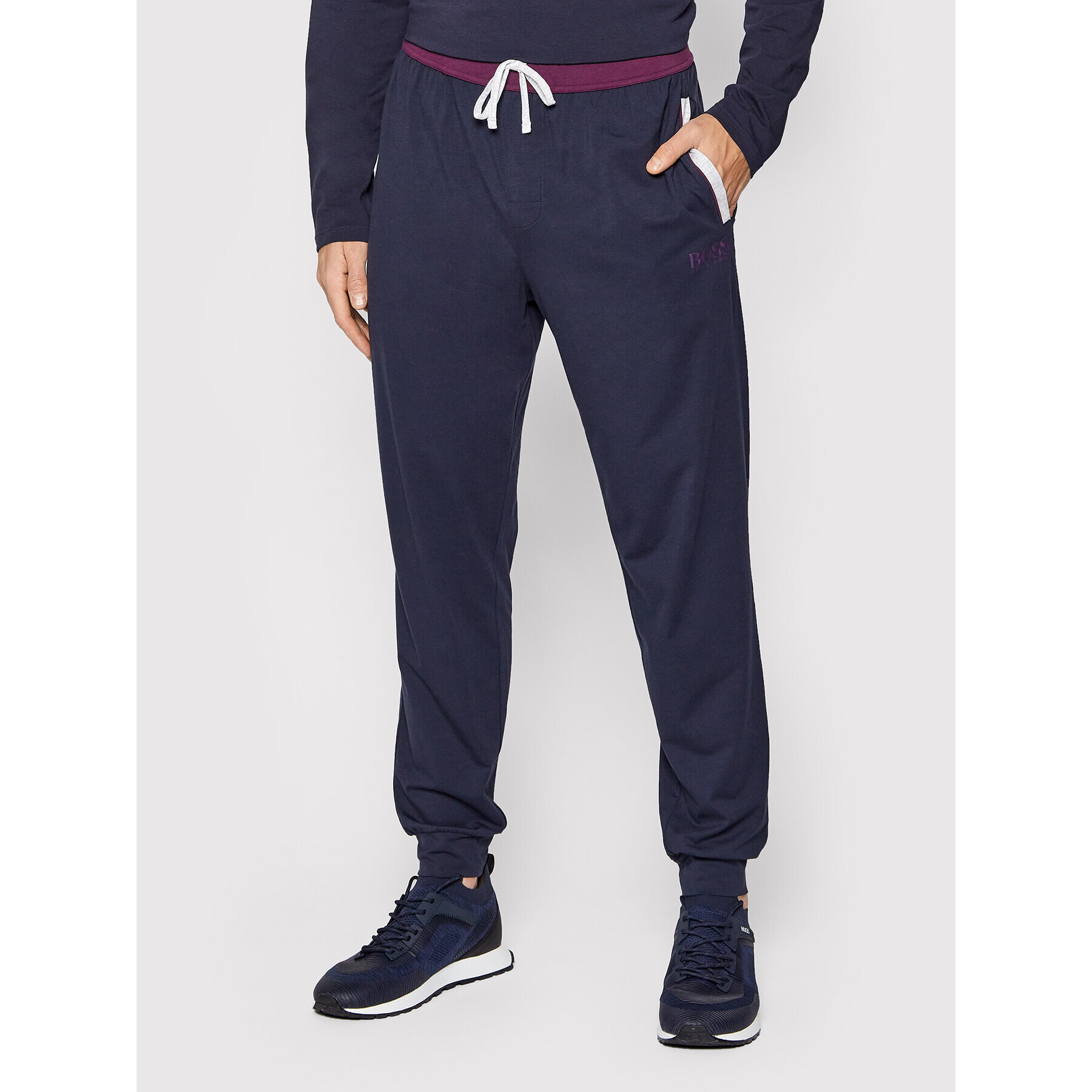 Boss Pantaloni trening Balance 50460249 Bleumarin Regular Fit - Pled.ro