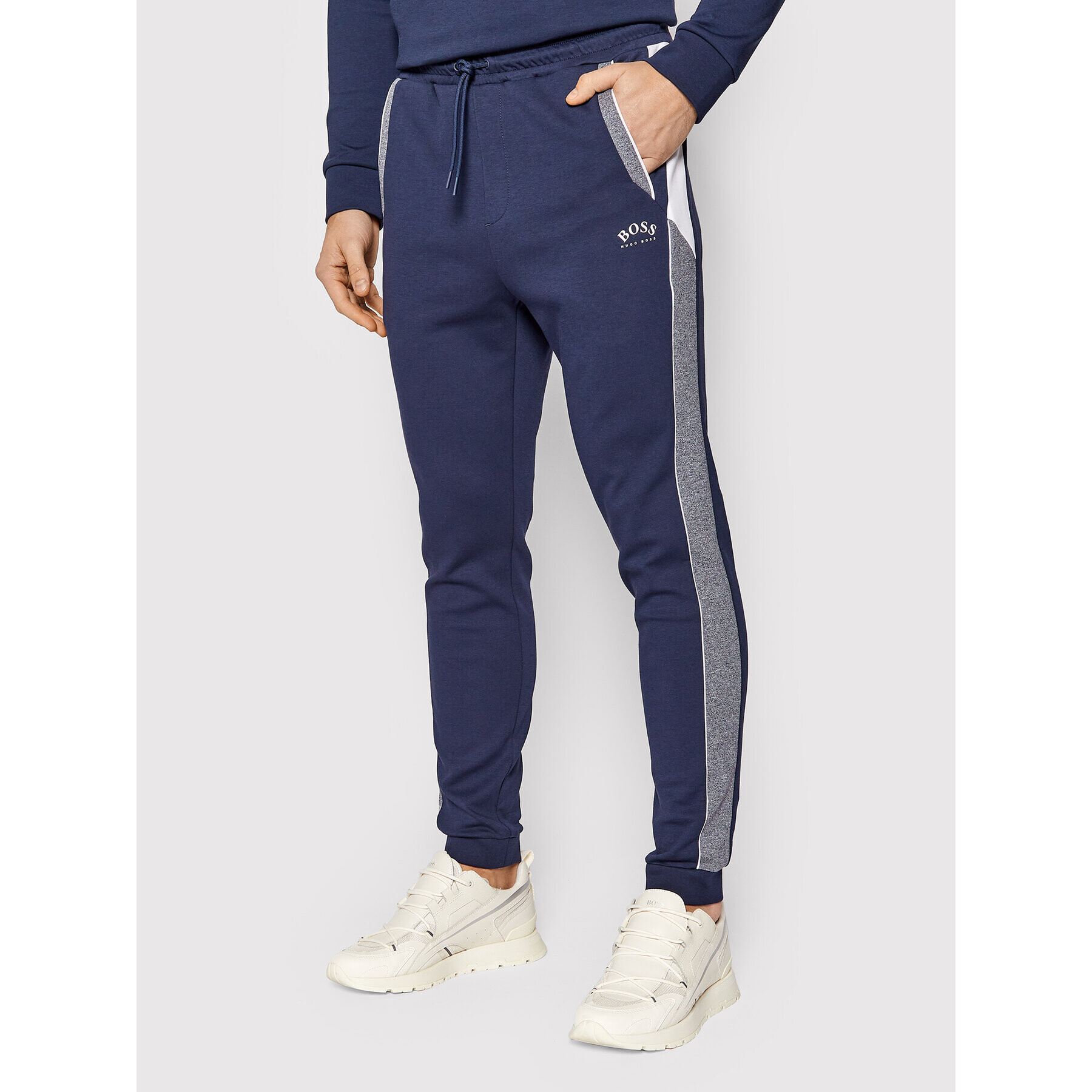 Boss Pantaloni trening Hadiko 1 50457019 Bleumarin Regular Fit - Pled.ro