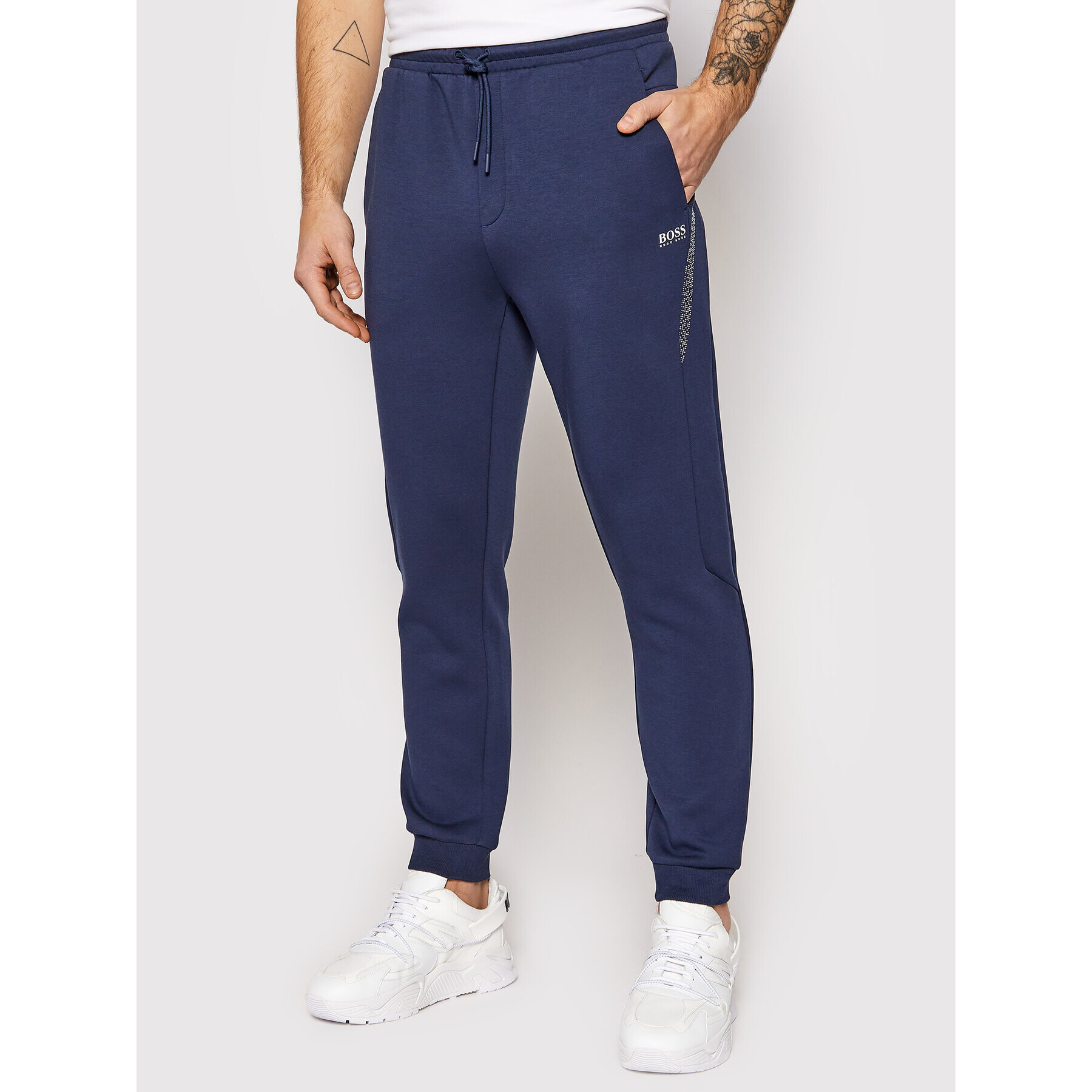 Boss Pantaloni trening Hadiko 2 50456408 Bleumarin Regular Fit - Pled.ro