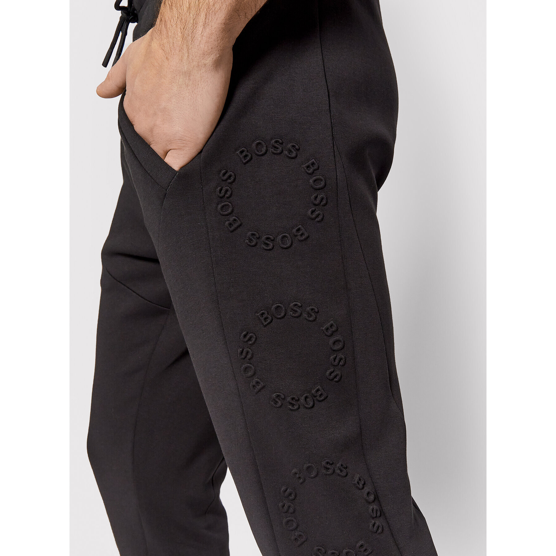 Boss Pantaloni trening Hadiko Circle 50456501 Negru Regular Fit - Pled.ro