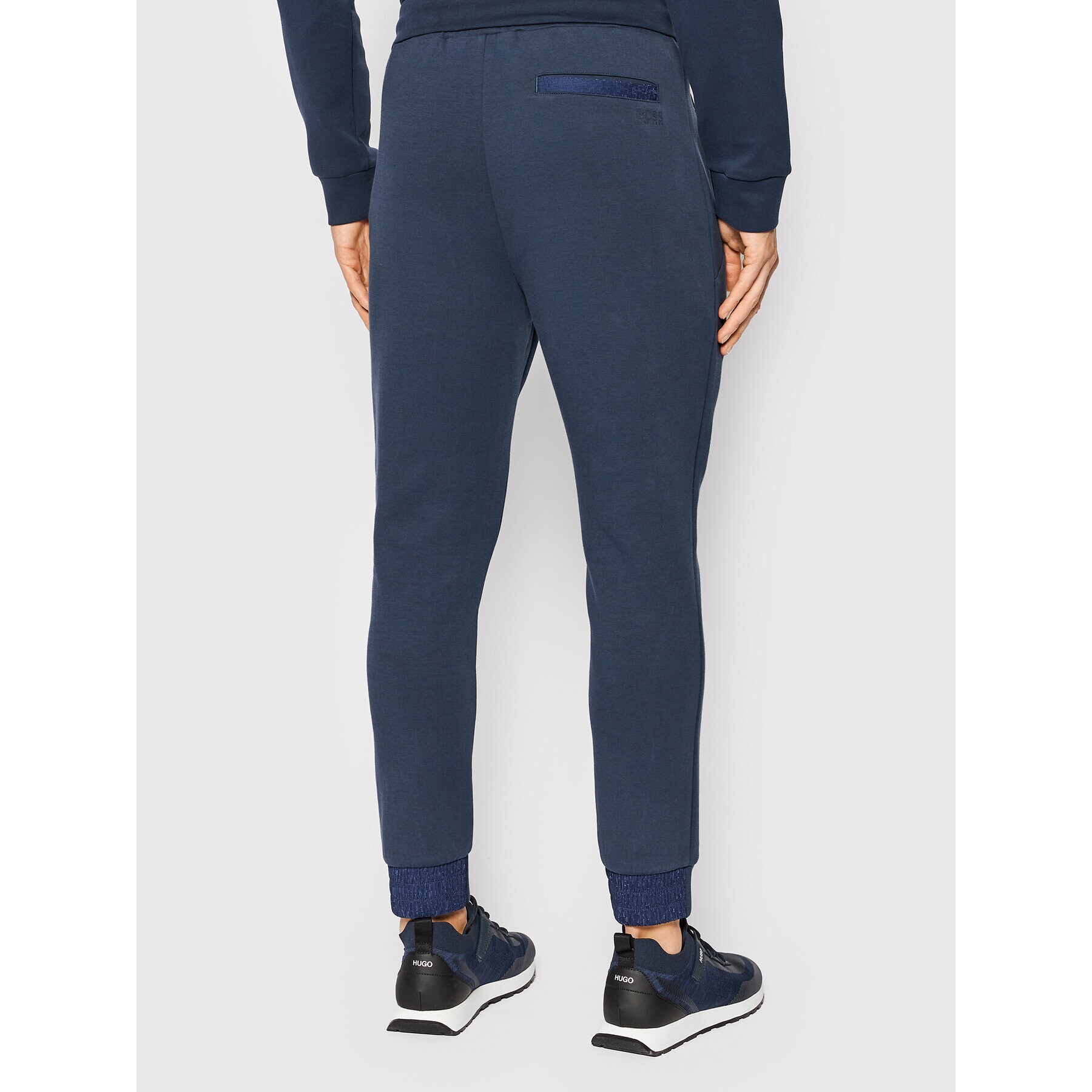 Boss Pantaloni trening Helwyn 50461976 Bleumarin Regular Fit - Pled.ro