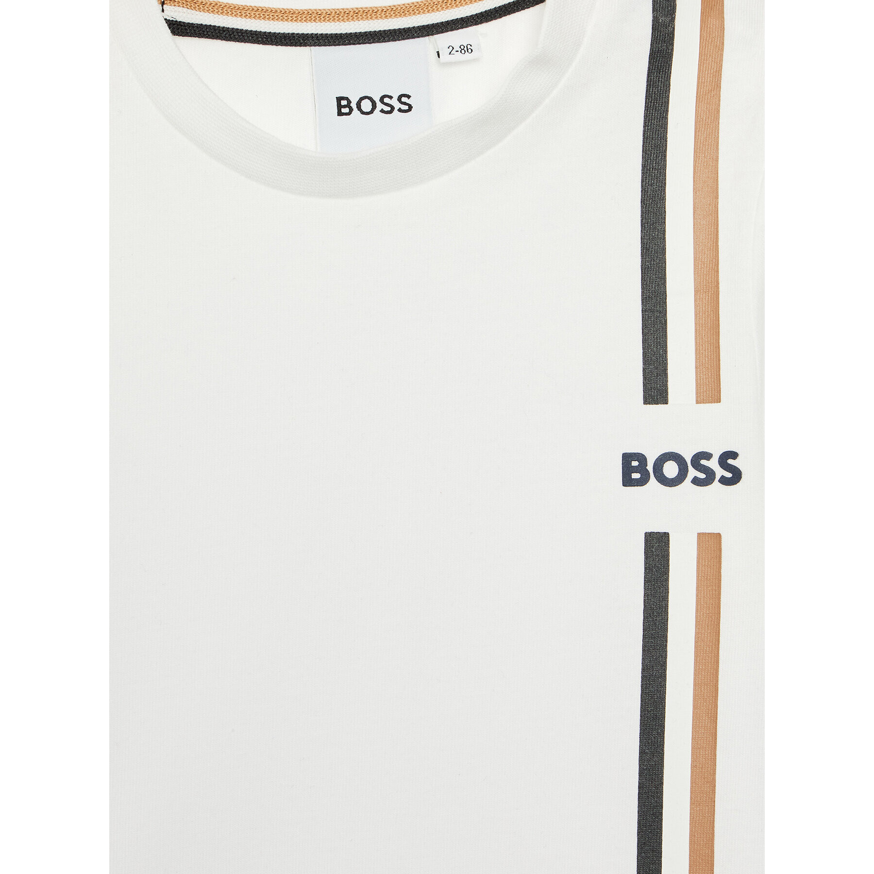 Boss Set tricou și pantaloni scurți sport J08082 S Alb Regular Fit - Pled.ro