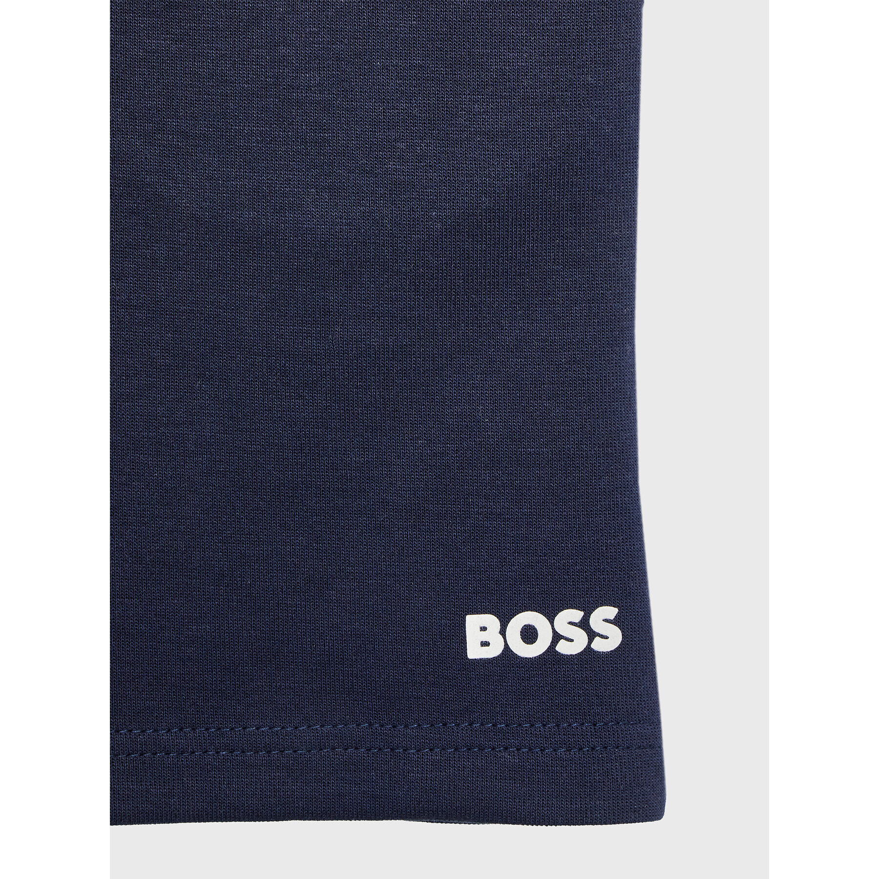 Boss Set tricou și pantaloni scurți sport J28110 M Gri Regular Fit - Pled.ro