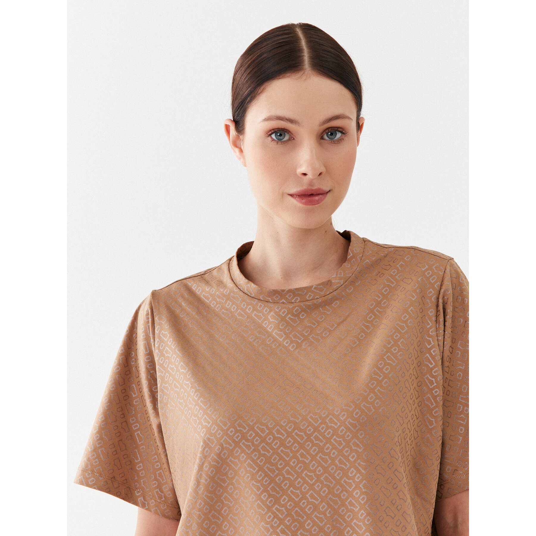 Boss Tricou Ekri_Aop 50494353 Bej Oversize - Pled.ro