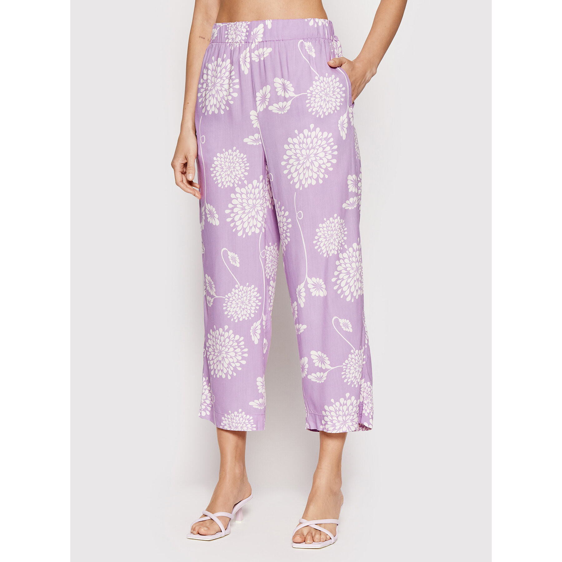 Brixton Pantaloni din material Garden Floral 04299 Violet Relaxed Fit - Pled.ro