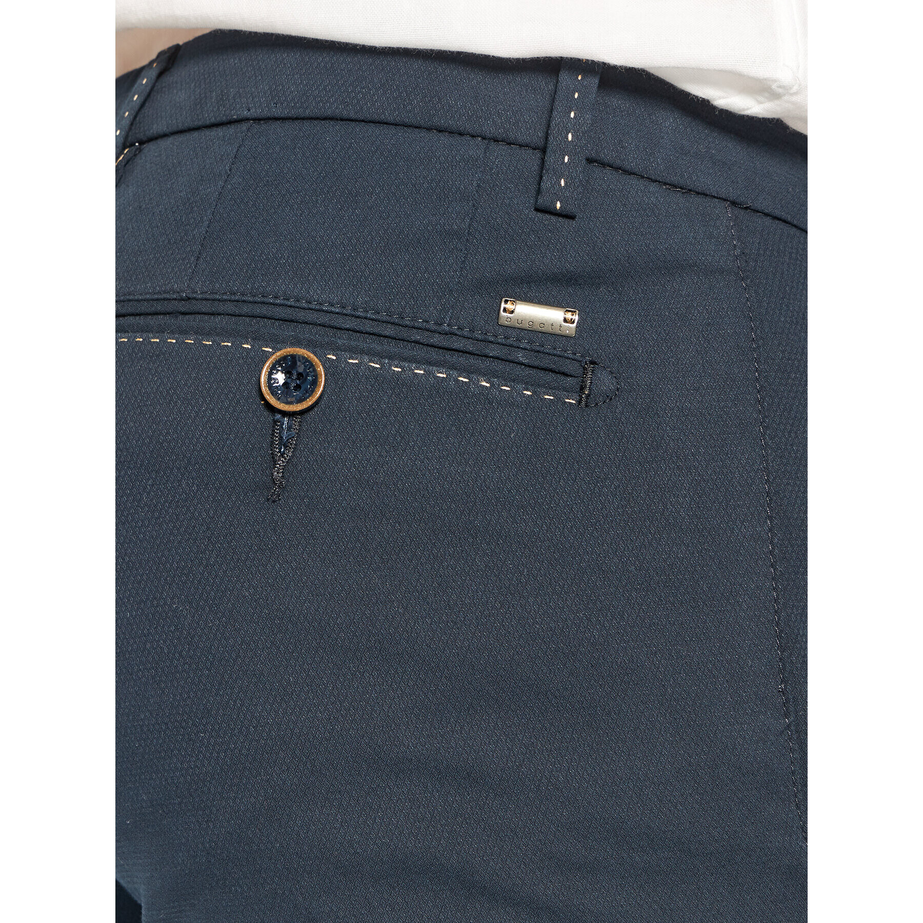 Bugatti Pantaloni chino 4810GD 56236 Bleumarin Modern Fit - Pled.ro