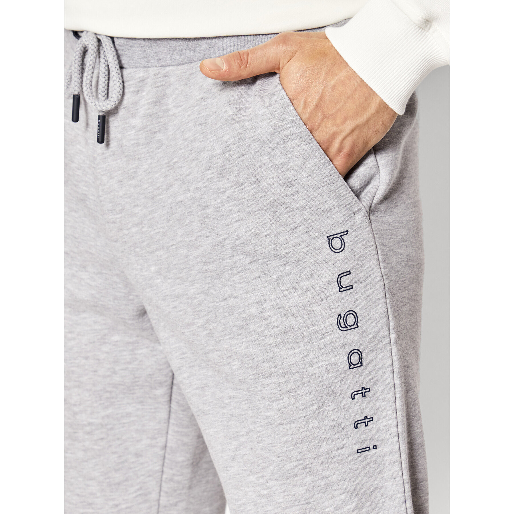 Bugatti Pantaloni trening 8250 15195 Gri Modern Fit - Pled.ro