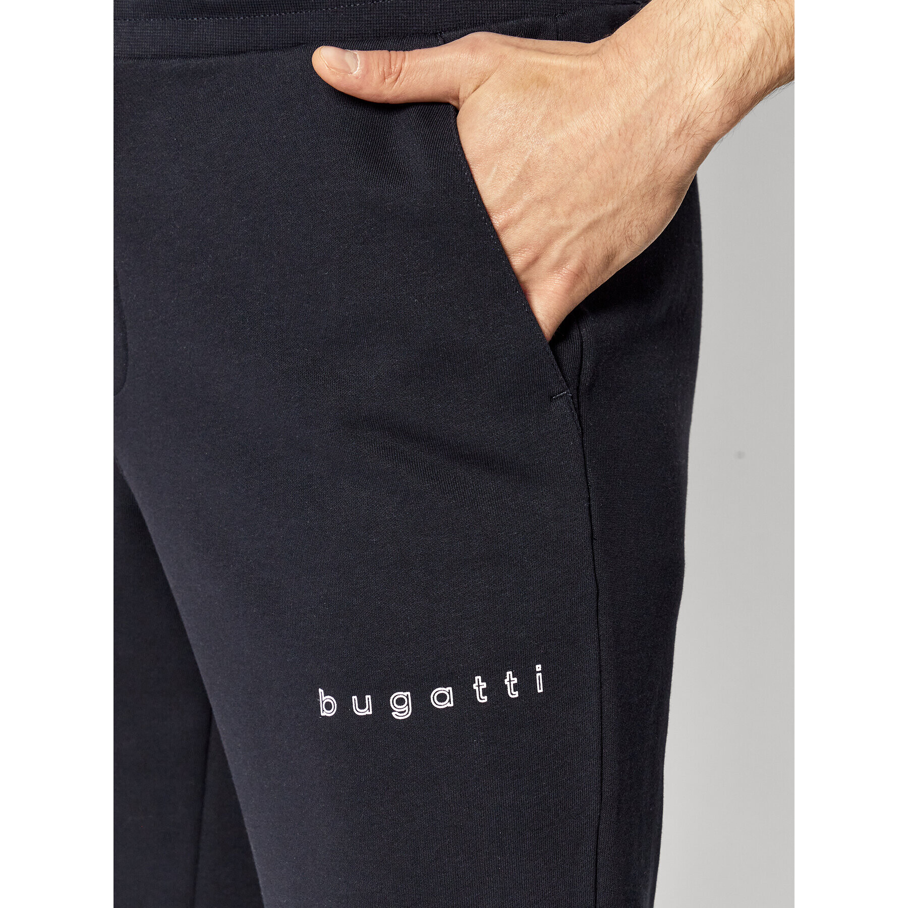 Bugatti Pantaloni trening 8250 15196 Bleumarin Regular Fit - Pled.ro