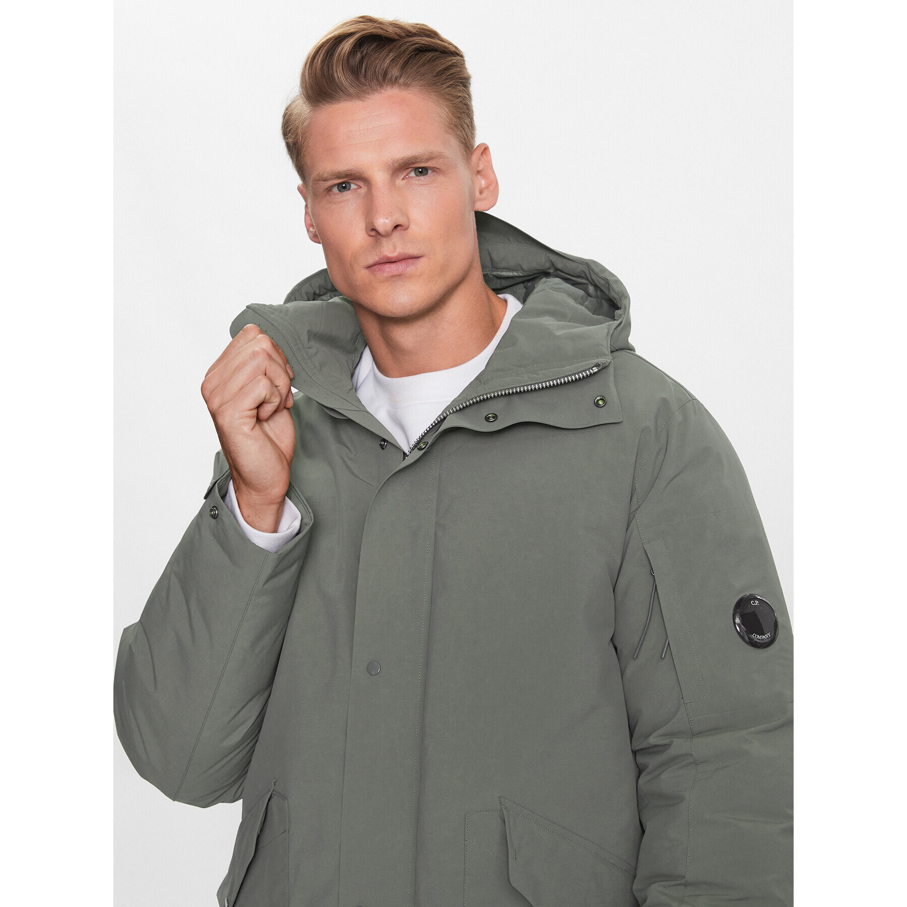 C.P. Company Geacă de iarnă Micro-M 13CMOW167 A006355A Verde Regular Fit - Pled.ro