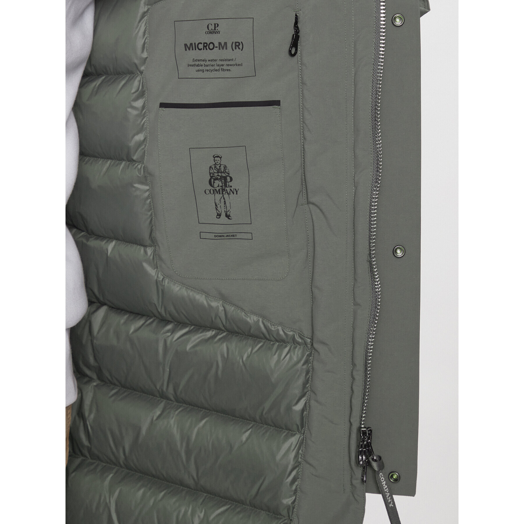 C.P. Company Geacă de iarnă Micro-M 13CMOW167 A006355A Verde Regular Fit - Pled.ro