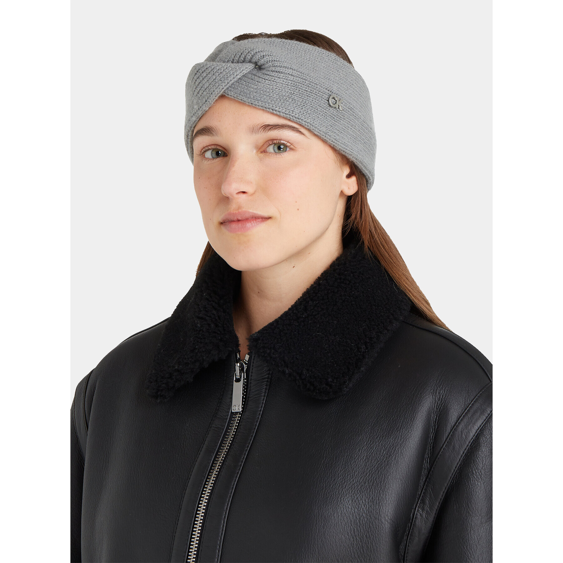 Calvin Klein Bentiță Re-Lock Twisted Headband K60K610389 Gri - Pled.ro