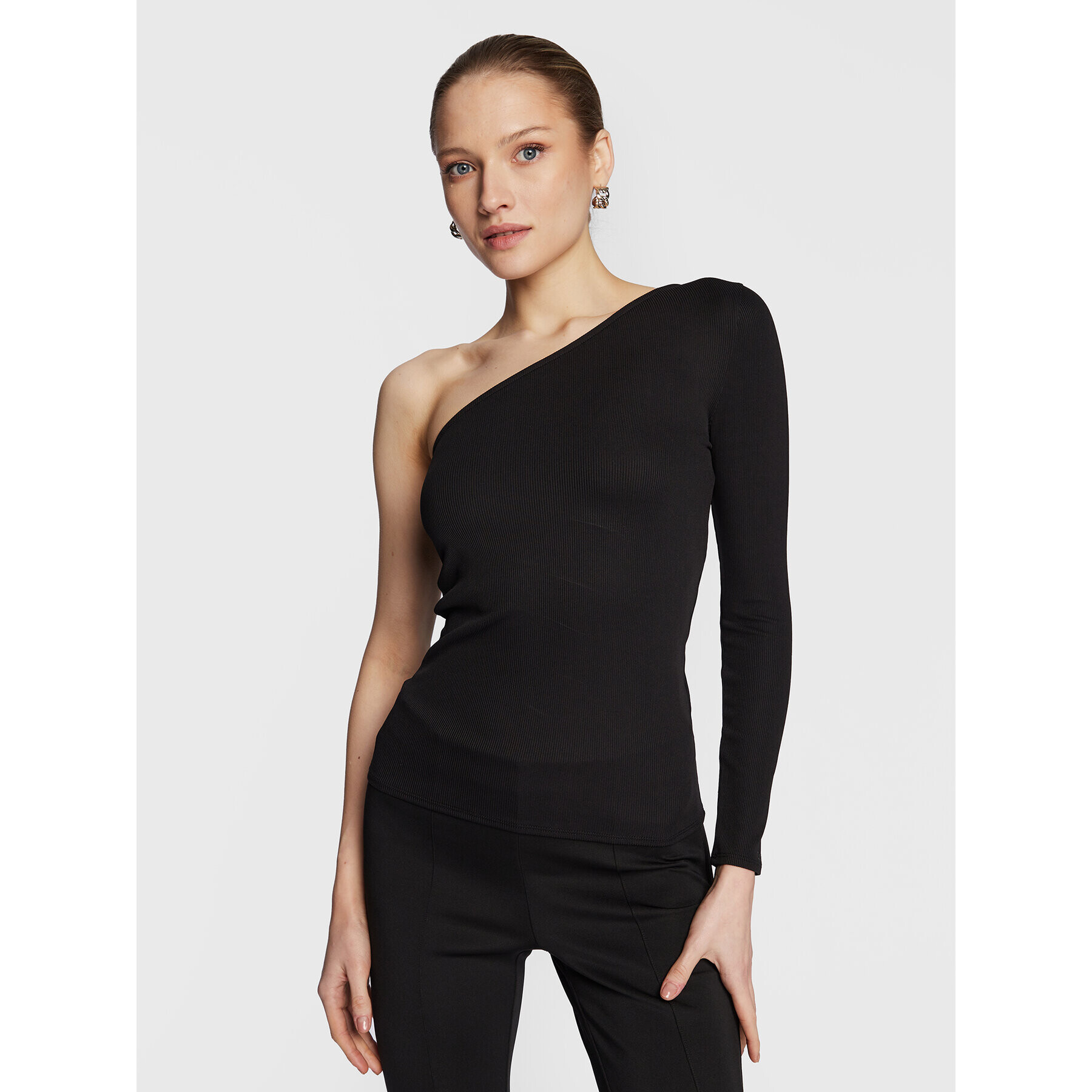 Calvin Klein Bluză Q-Nova One Shoulder K20K205044 Negru Slim Fit - Pled.ro