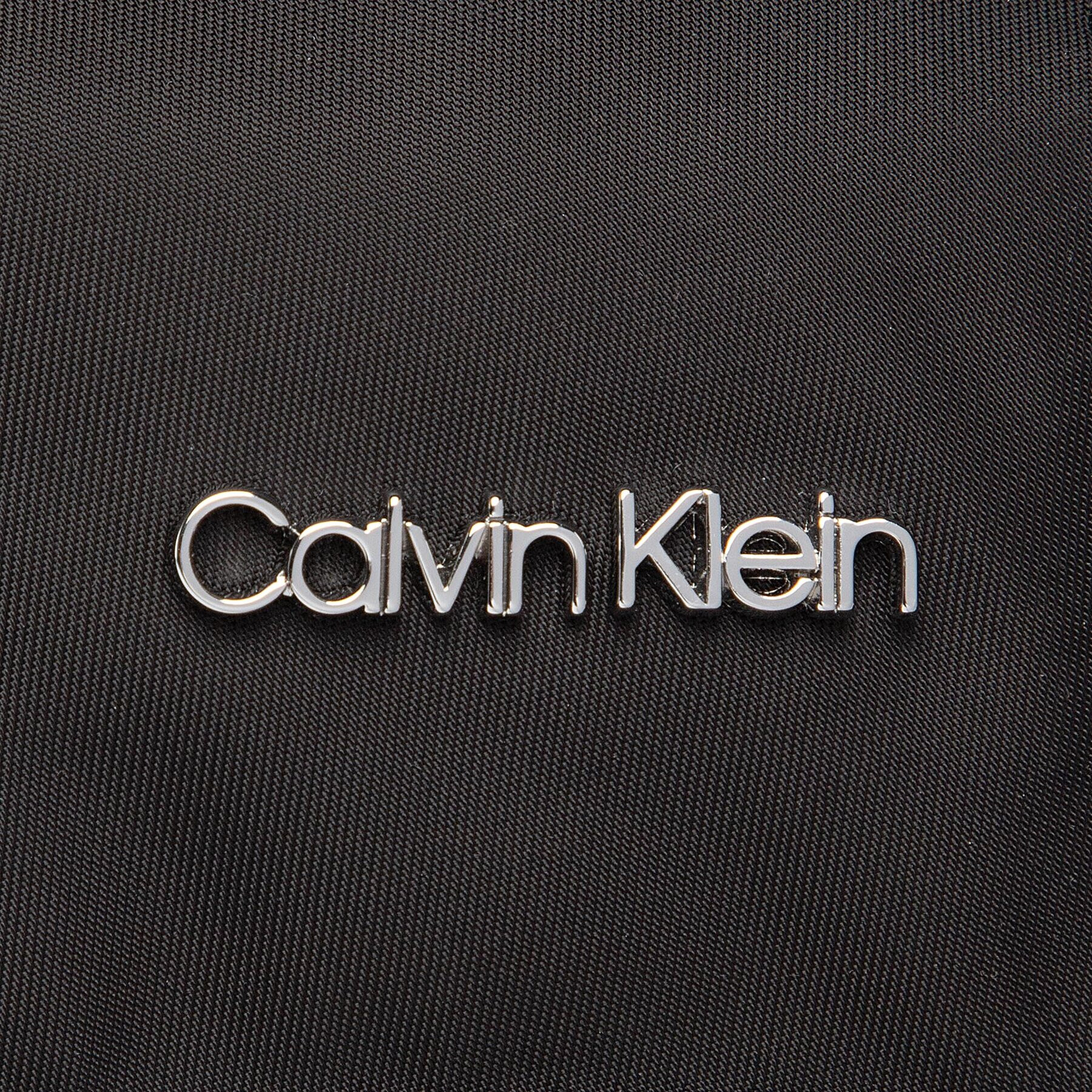 Calvin Klein Etui pentru telefon Utility Pckt Conv Phone Rep K50K509590 Negru - Pled.ro