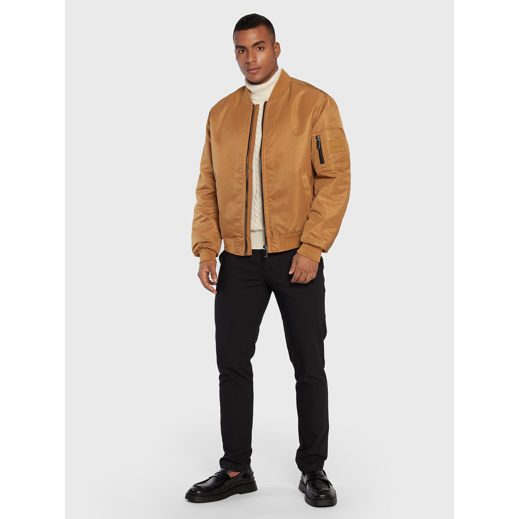 Calvin Klein Geacă bomber Hero K10K109907 Maro Relaxed Fit - Pled.ro