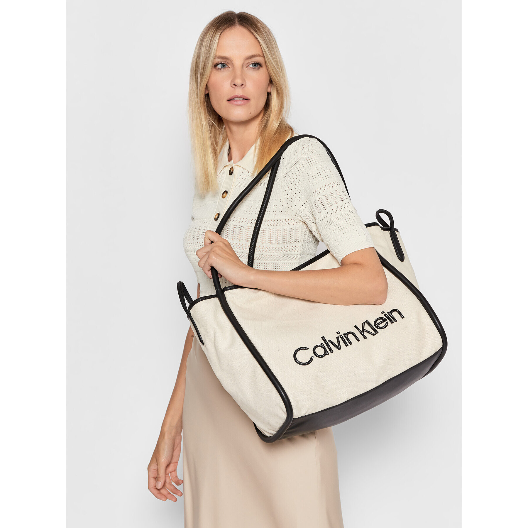 Calvin Klein Geantă Calvin Resort Carry All Bag Cnvs K60K609405 Bej - Pled.ro