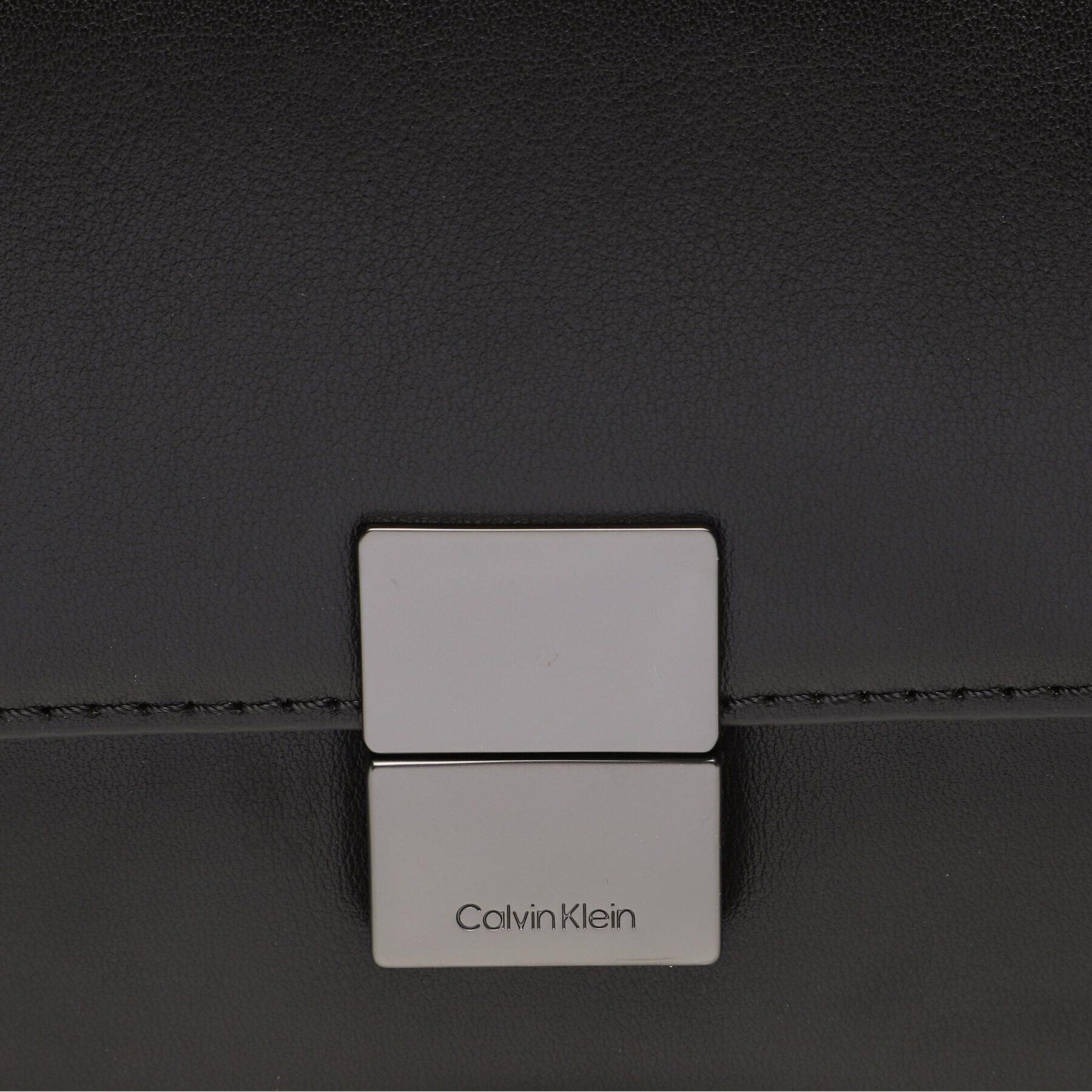 Calvin Klein Geantă crossover Iconic Hardware Camera Bag K50K510254 Negru - Pled.ro