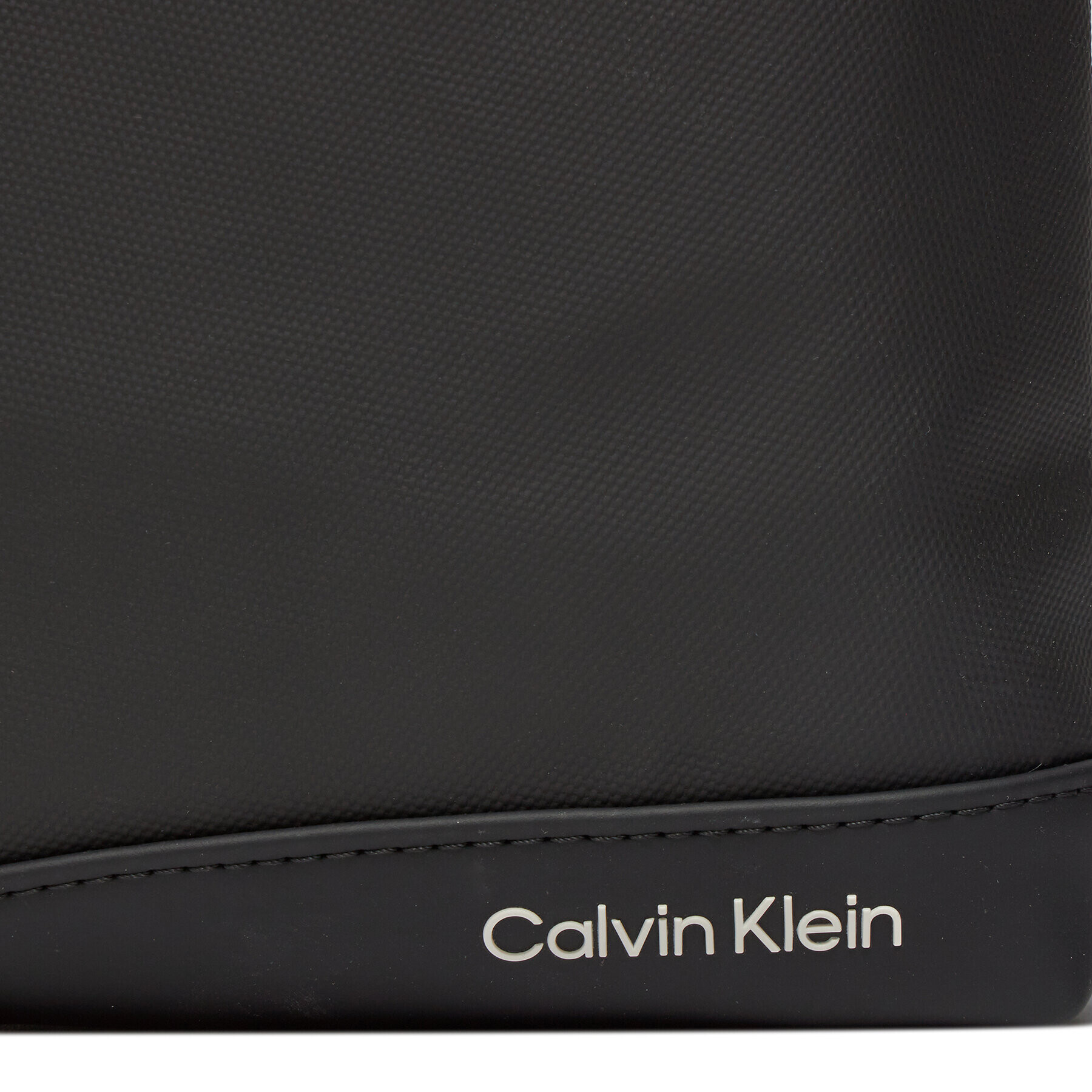 Calvin Klein Geantă crossover Rubberized Conv Flatpack K50K511254 Negru - Pled.ro