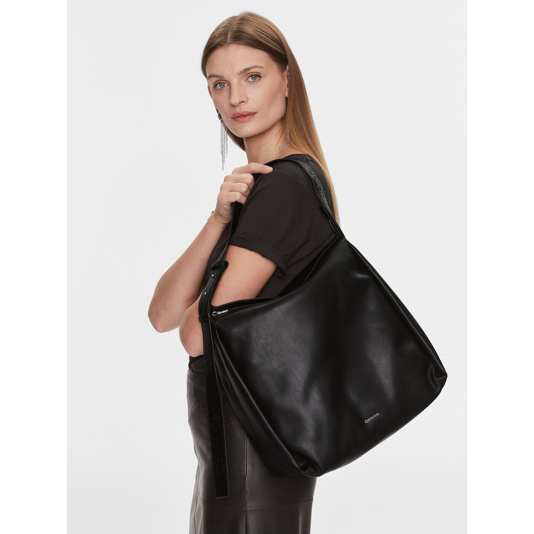 Calvin Klein Geantă Gracie Shopper K60K611365 Negru - Pled.ro