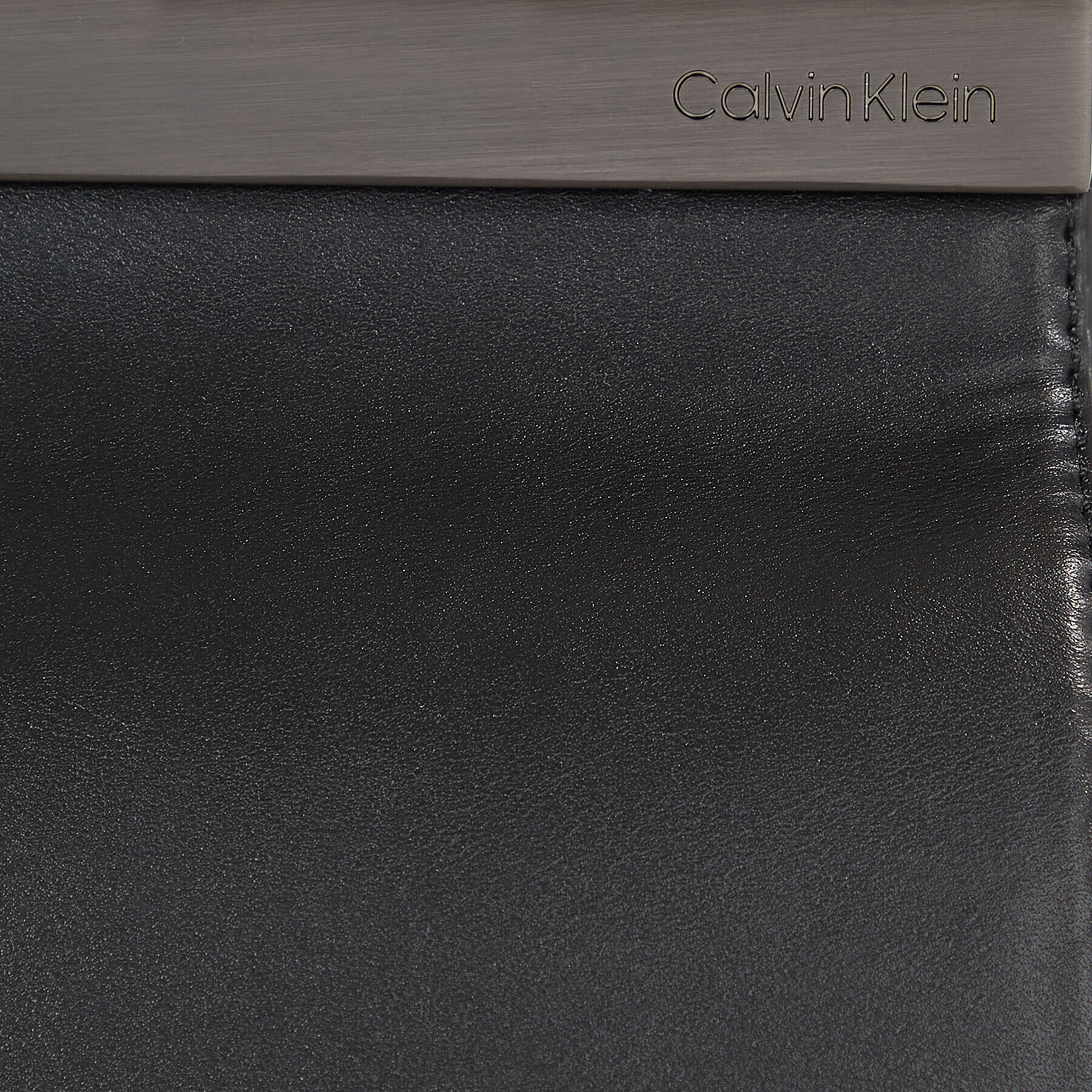 Calvin Klein Geantă Metal Edge Shldr Bag Sm W/ Flap K60K611172 Negru - Pled.ro