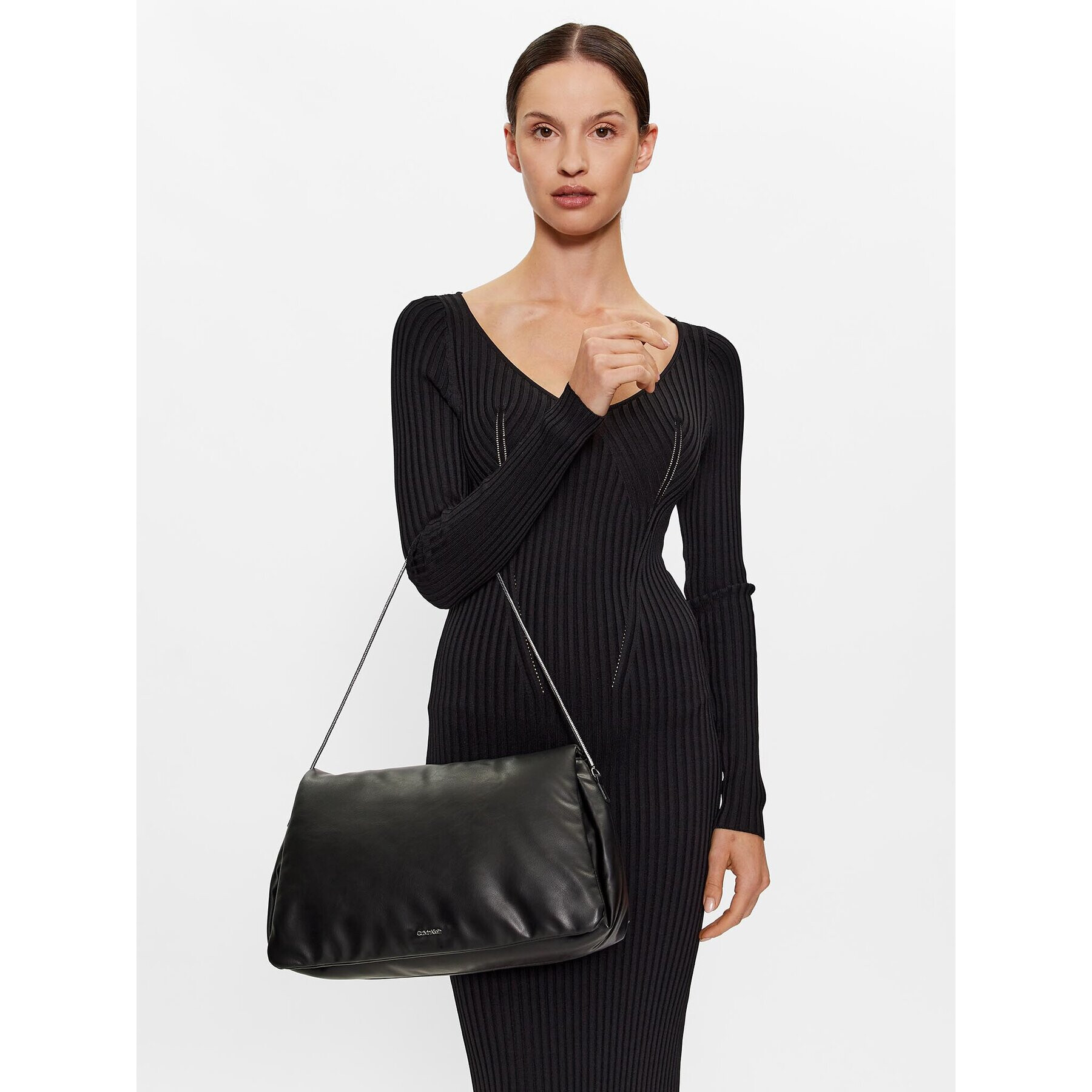 Calvin Klein Geantă Puffed Shoulder Bag K60K611020 Negru - Pled.ro