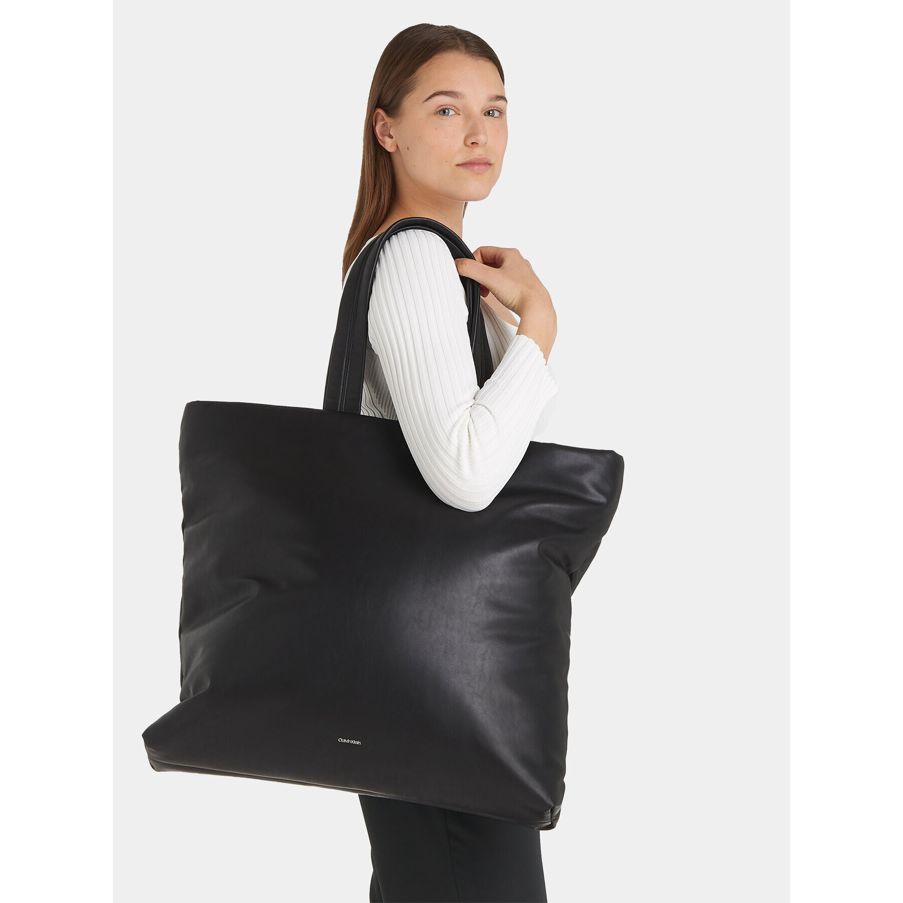 Calvin Klein Geantă Puffed Tote K60K611511 Negru - Pled.ro