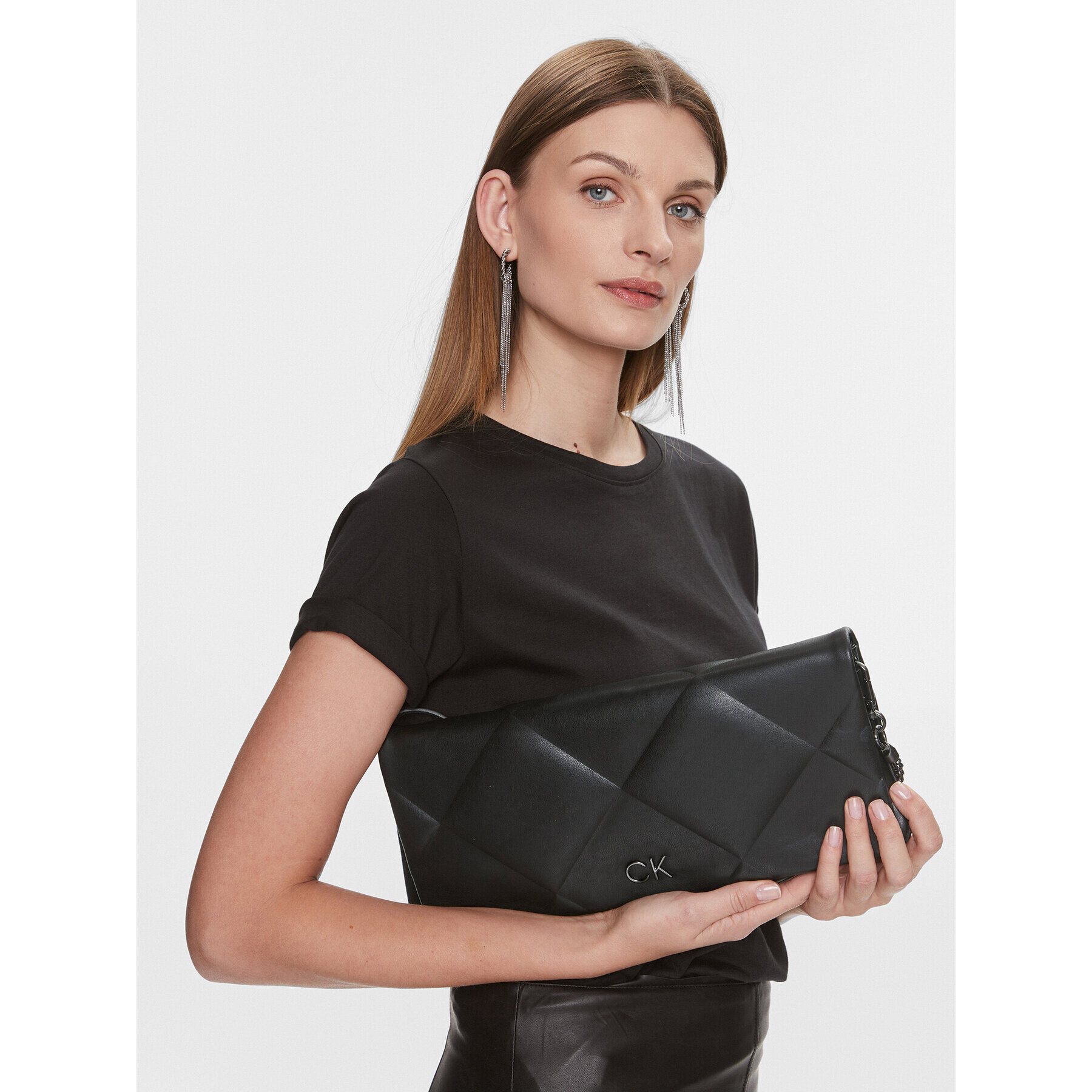 Calvin Klein Geantă Re-Lock Quilt Wristelet Clutch K60K611333 Negru - Pled.ro