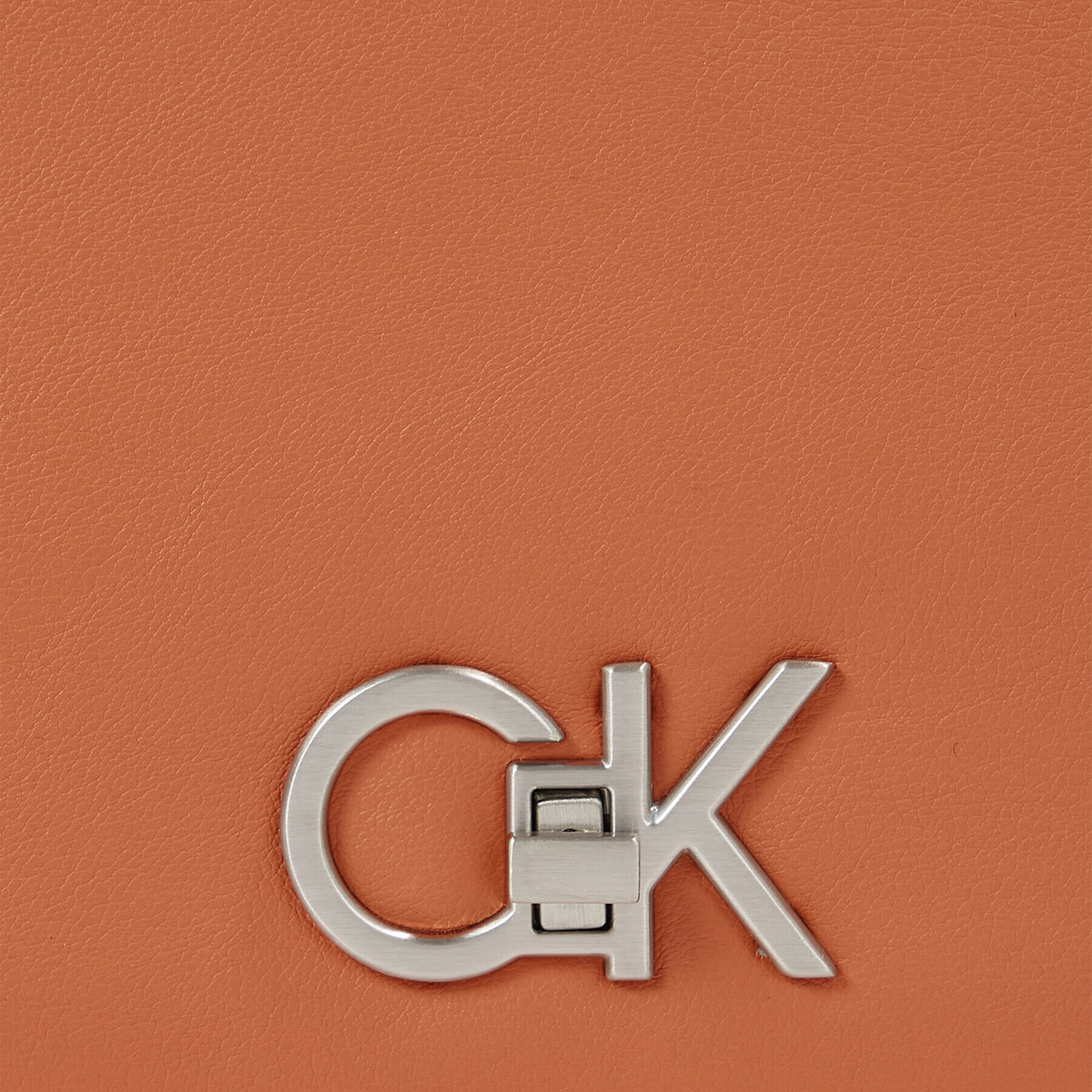 Calvin Klein Geantă Re-Lock Shoulder Bag Md K60K611057 Maro - Pled.ro