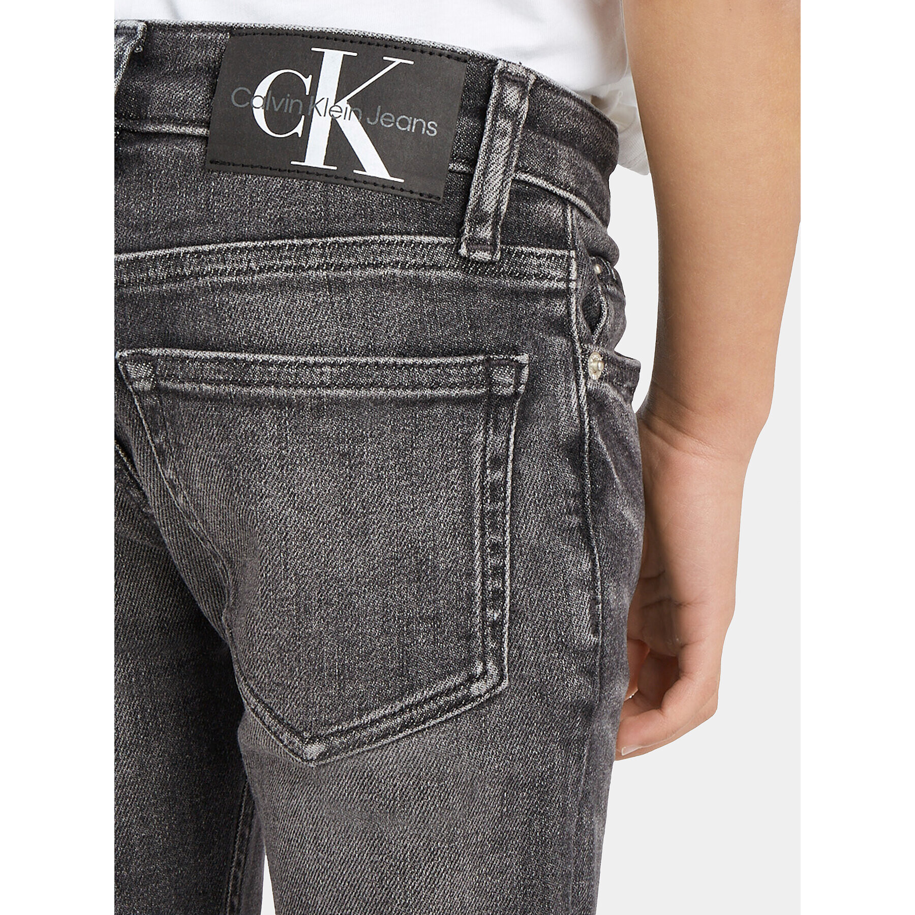 Calvin Klein Jeans Blugi IB0IB01717 Gri Skinny Fit - Pled.ro