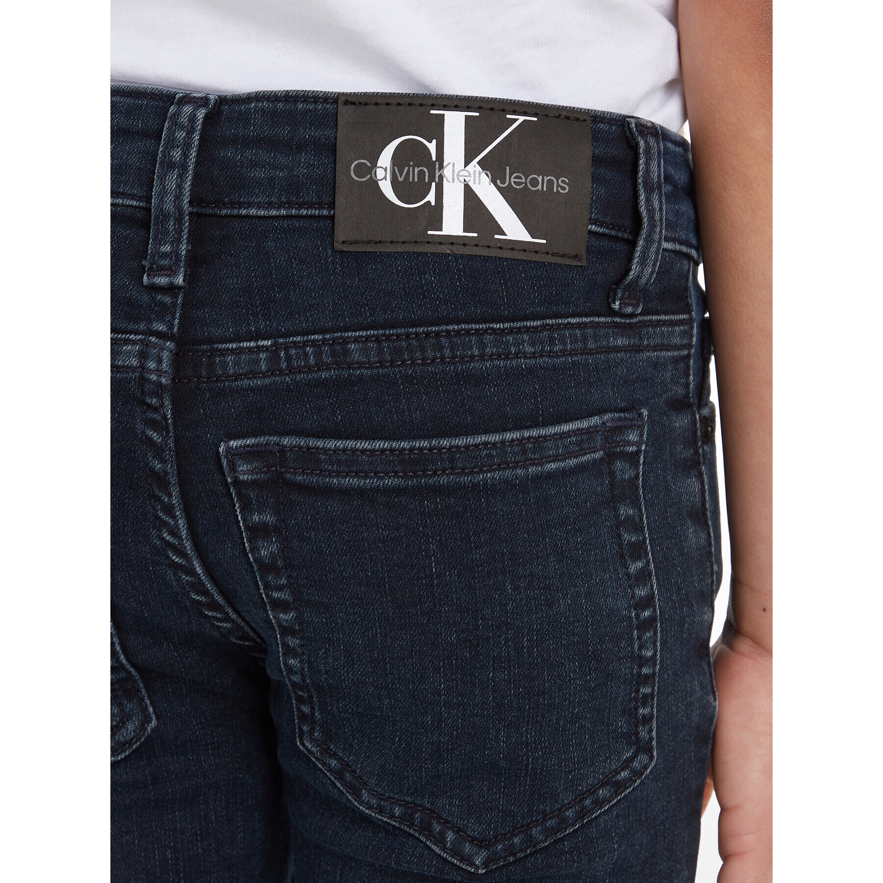 Calvin Klein Jeans Blugi IB0IB01789 Bleumarin Slim Fit - Pled.ro