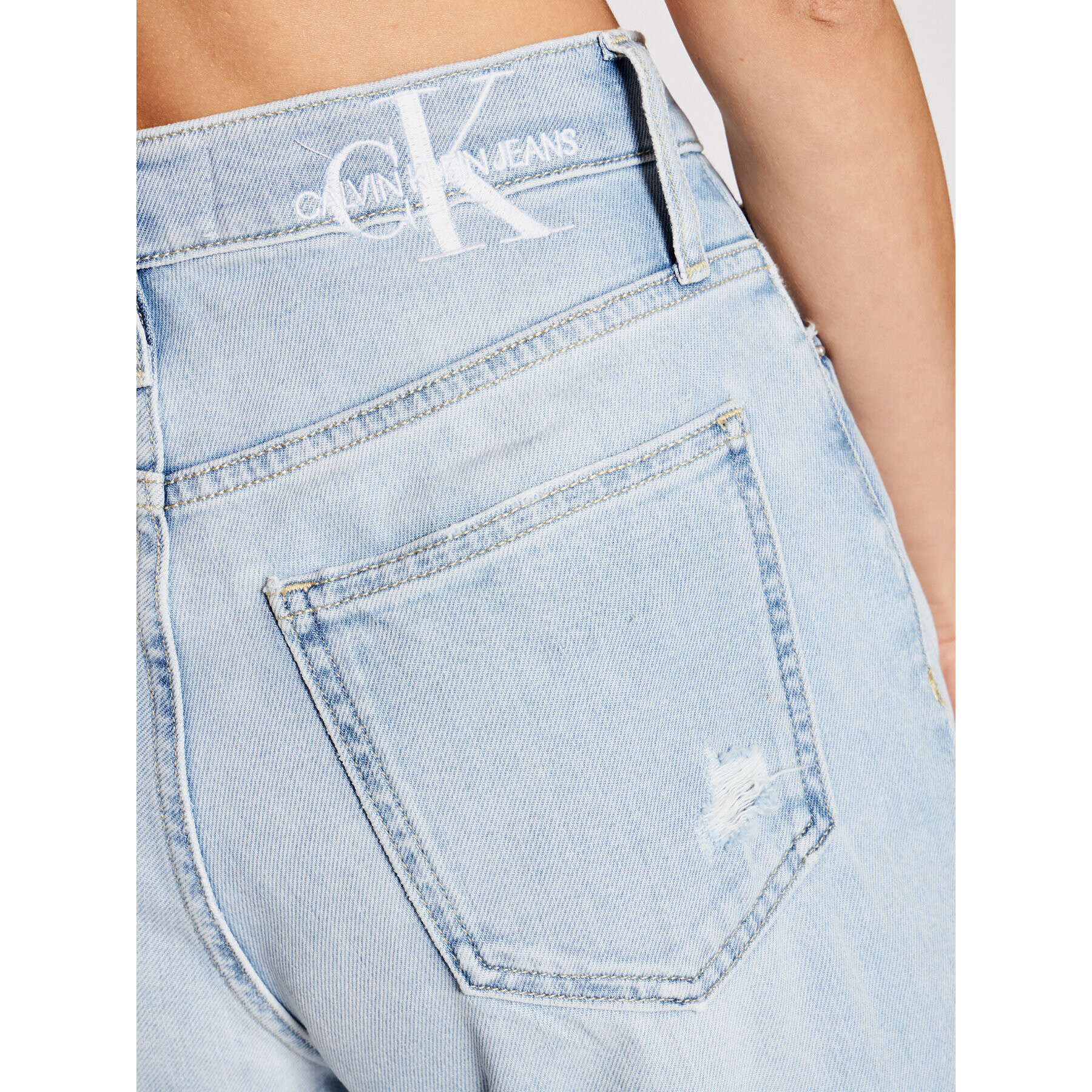 Calvin Klein Jeans Blugi J20J217150 Albastru Mom Fit - Pled.ro