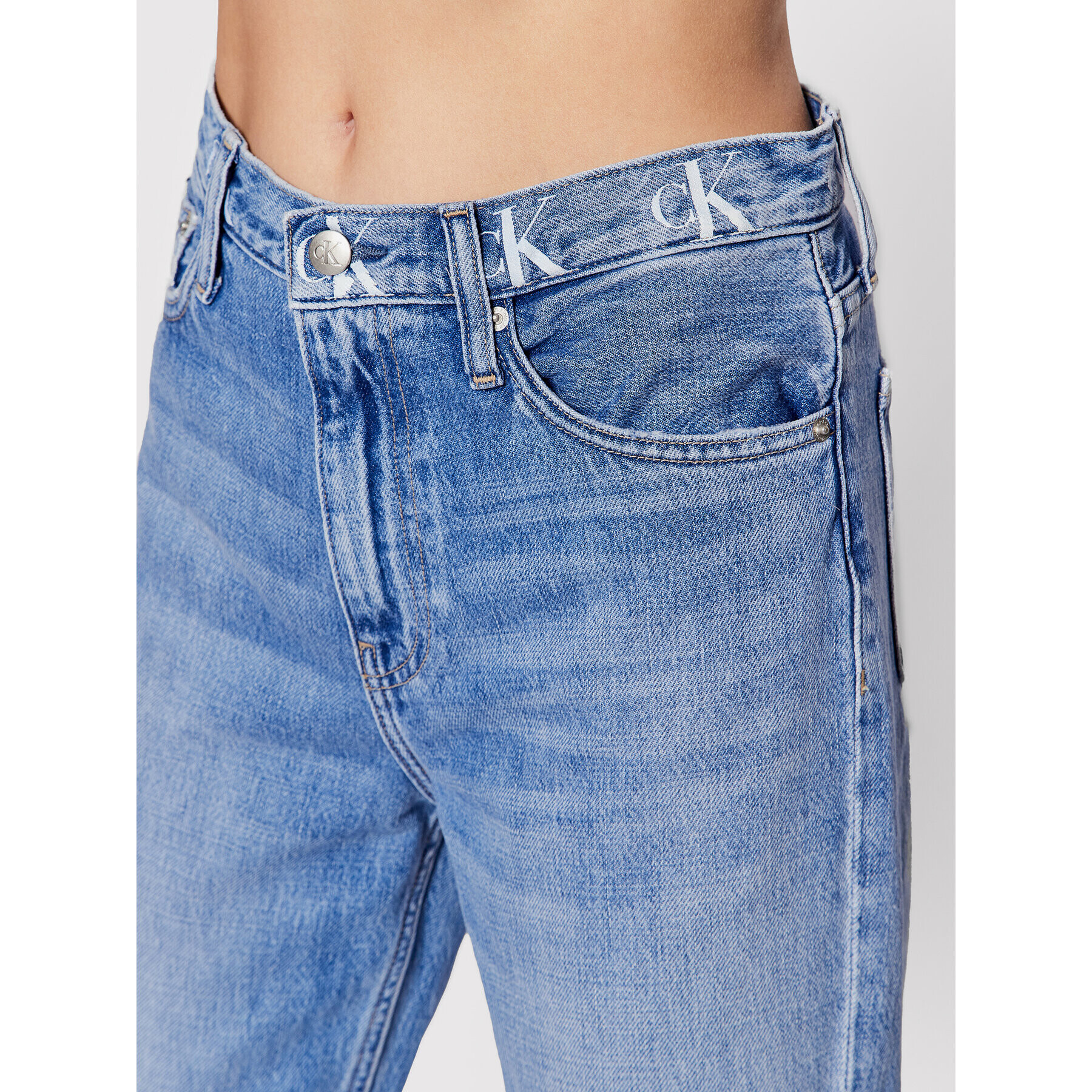 Calvin Klein Jeans Blugi J20J217827 Albastru Mom Fit - Pled.ro