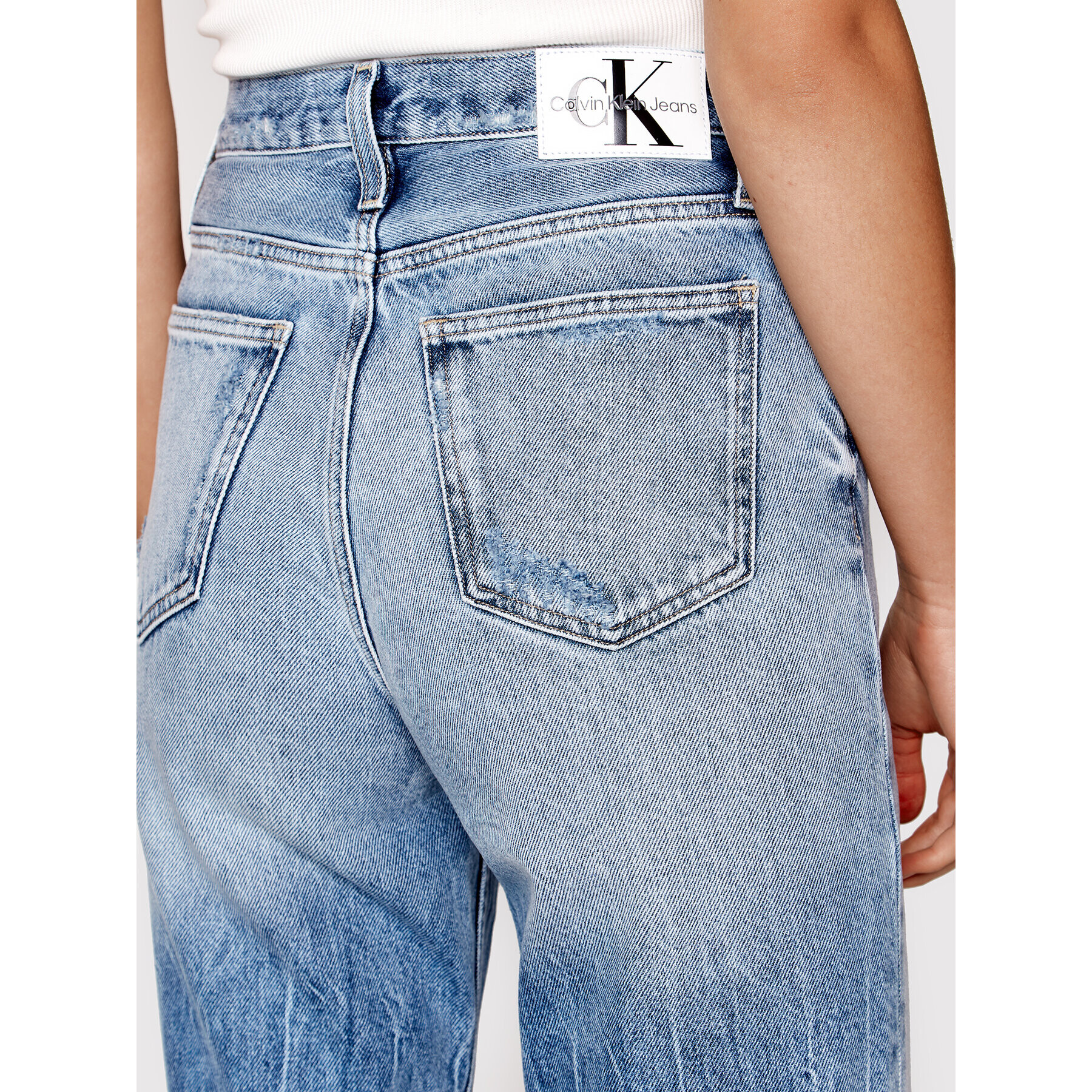 Calvin Klein Jeans Blugi J20J219320 Albastru Mom Fit - Pled.ro