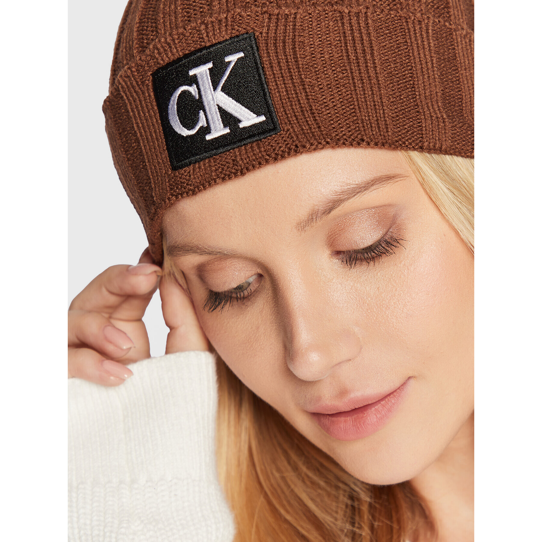 Calvin Klein Jeans Căciulă Monogram IU0IU00346 Maro - Pled.ro