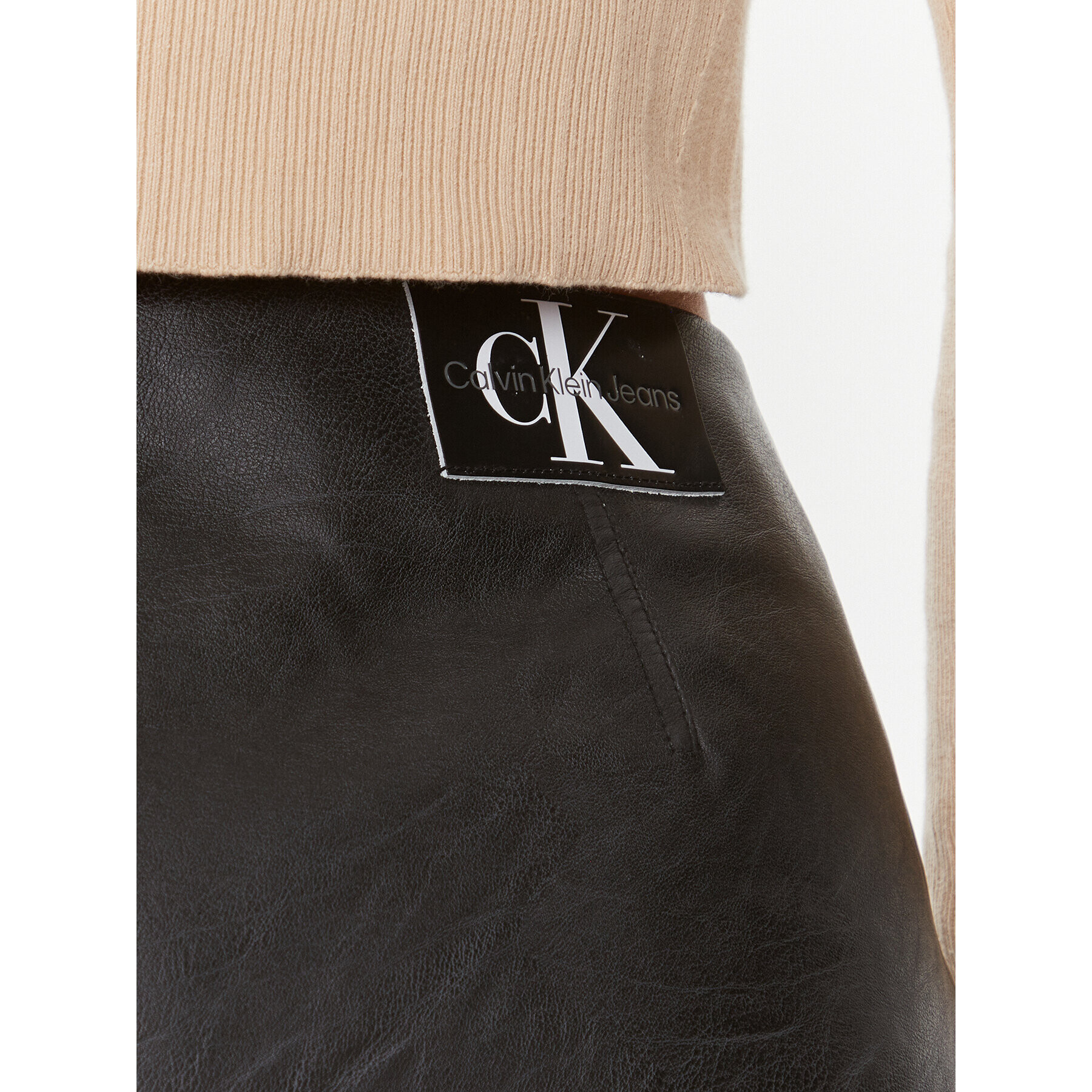 Calvin Klein Jeans Fustă din imitație de piele J20J222554 Negru Regular Fit - Pled.ro