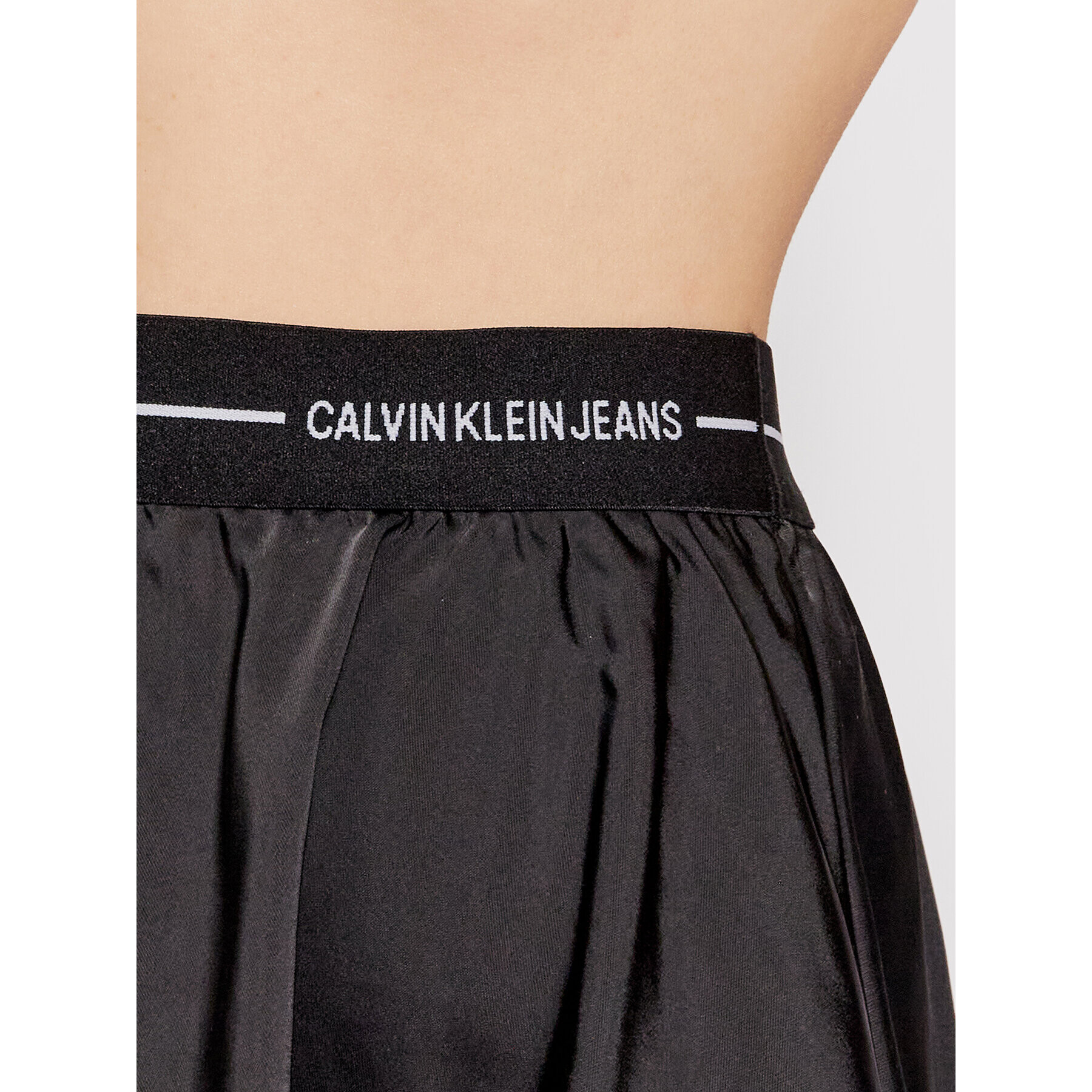 Calvin Klein Jeans Fustă trapez J20J216287 Negru Regular Fit - Pled.ro