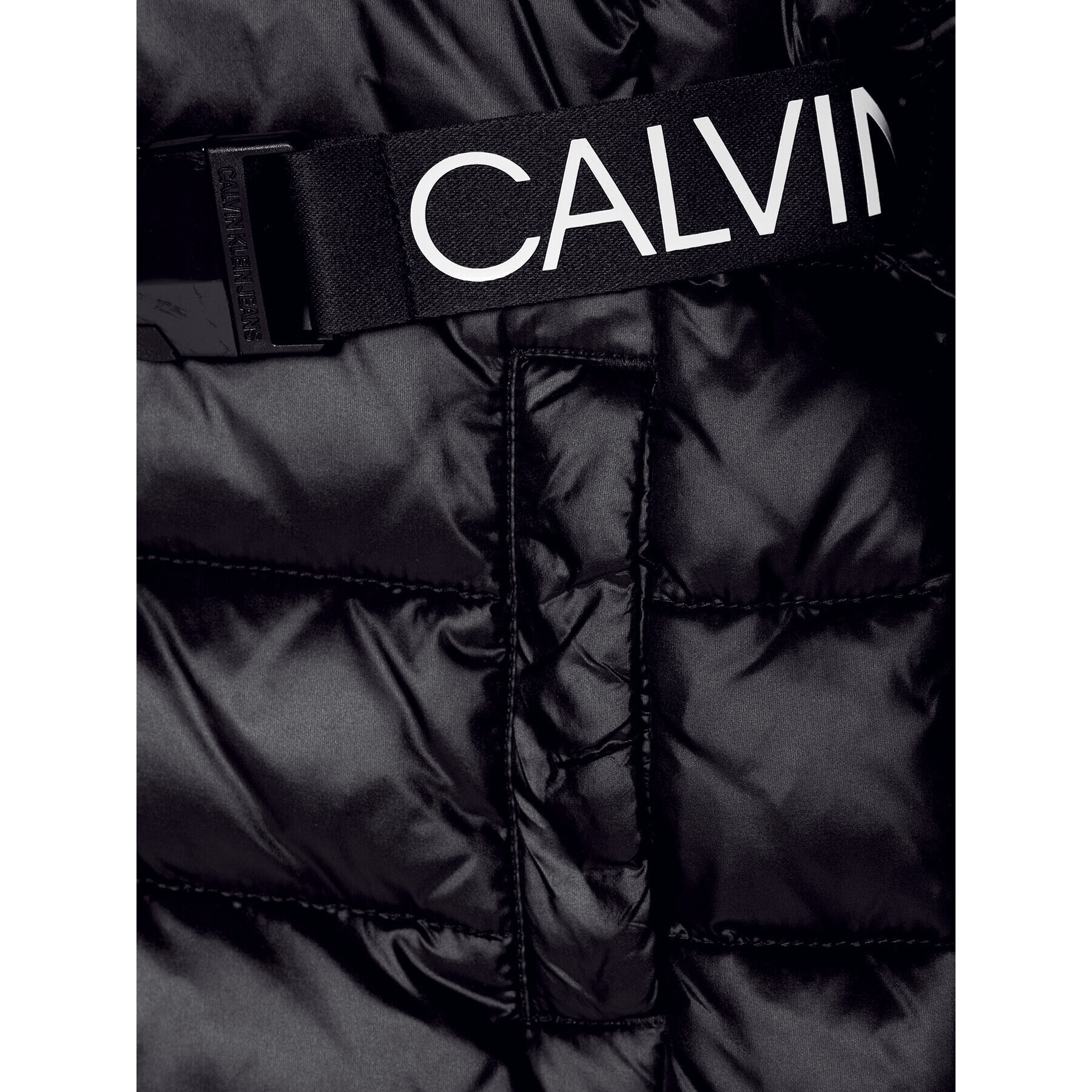 Calvin Klein Jeans Geacă din puf Essential Down IG0IG00596 Negru Regular Fit - Pled.ro