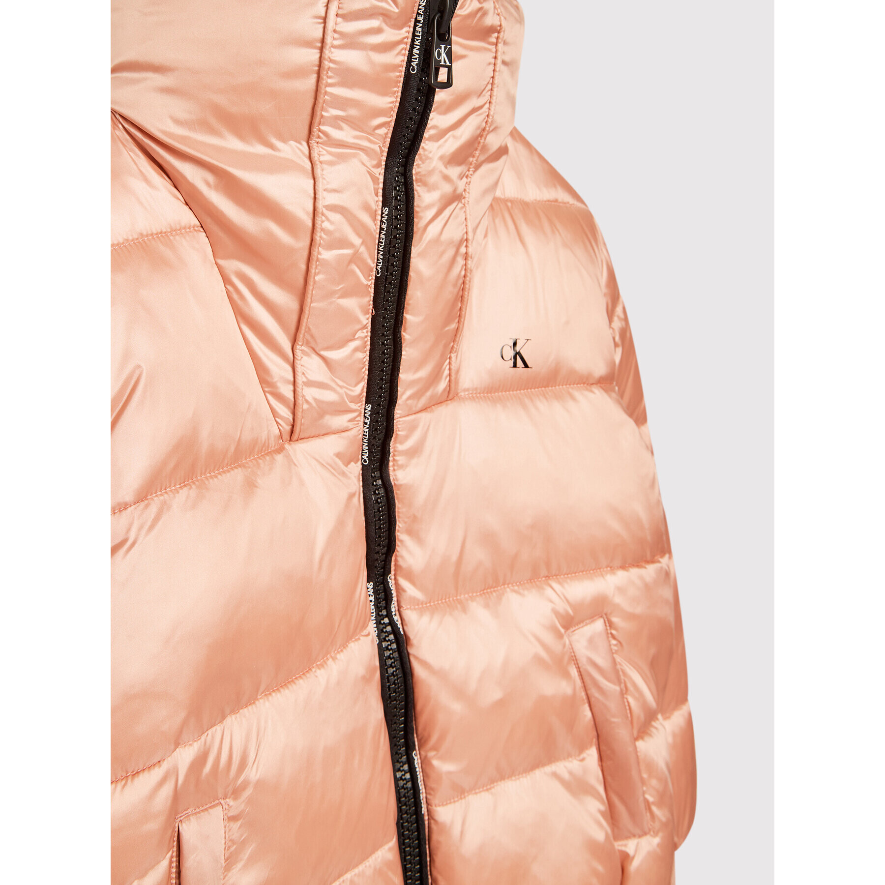 Calvin Klein Jeans Geacă din puf Packable Puffer IG0IG01170 Roz Regular Fit - Pled.ro