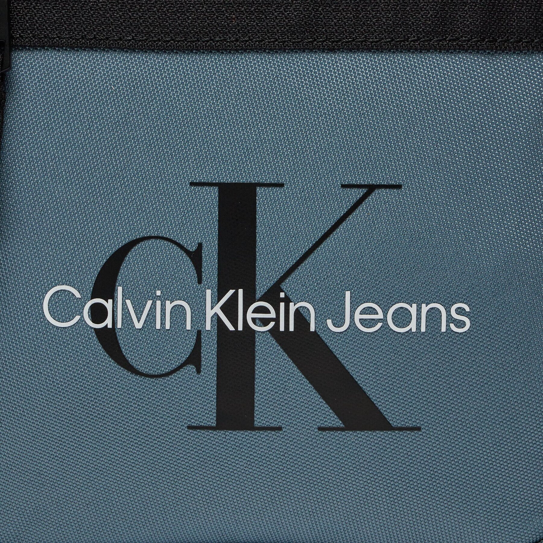 Calvin Klein Jeans Geantă crossover Sport Essentials Reporter18 M K50K511098 Bleumarin - Pled.ro