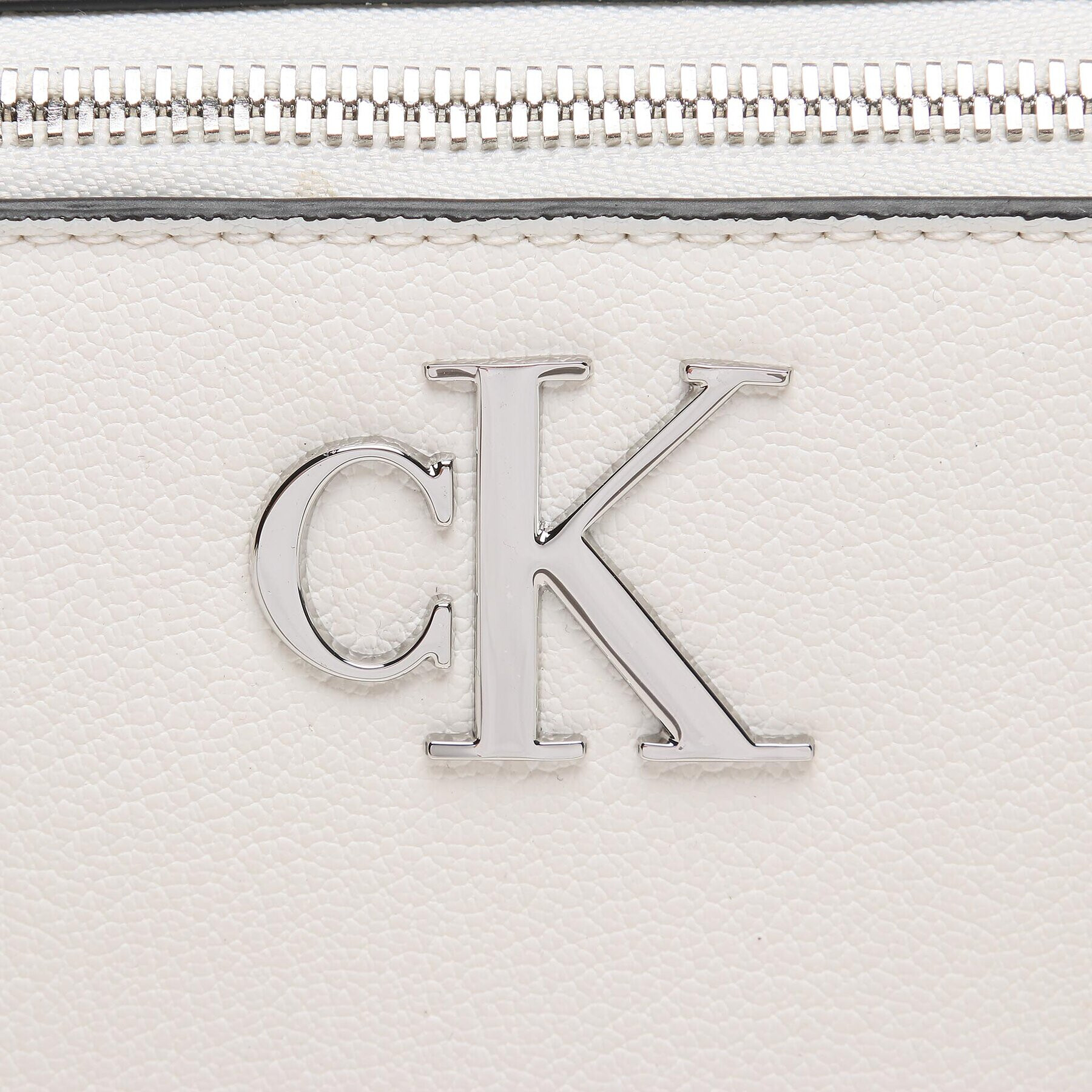 Calvin Klein Jeans Geantă Minimal Monogram Camera 18 K60K610683 Alb - Pled.ro