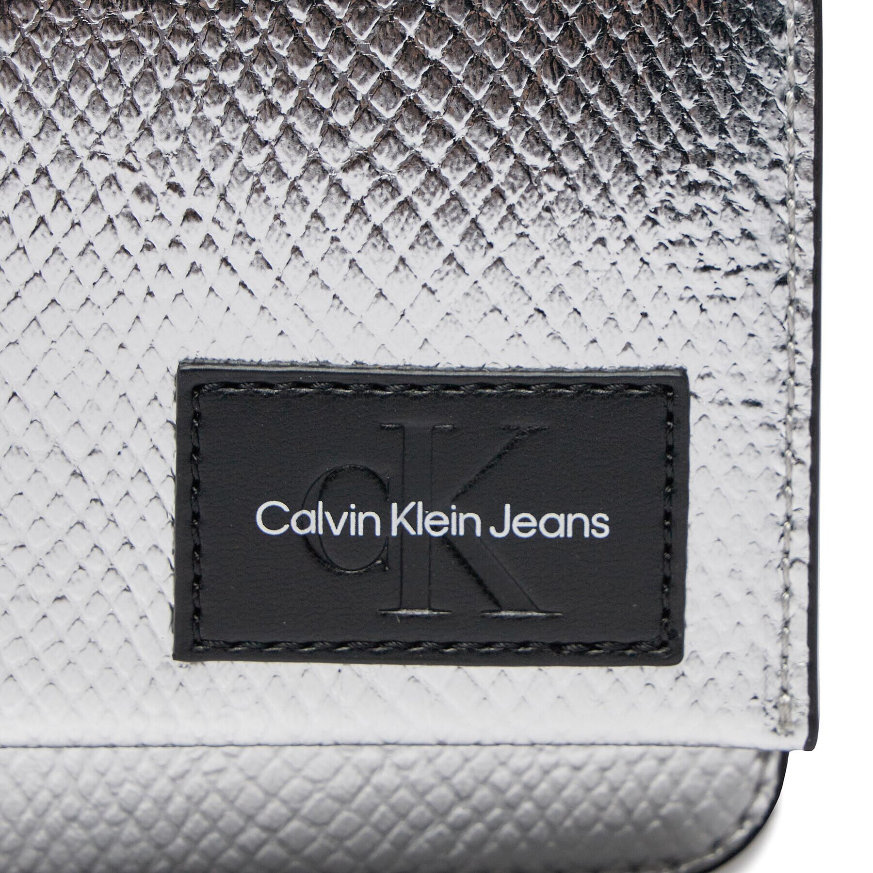 Calvin Klein Jeans Geantă Sculpted Wallet Ph Cb19 Snake K60K611837 Negru - Pled.ro