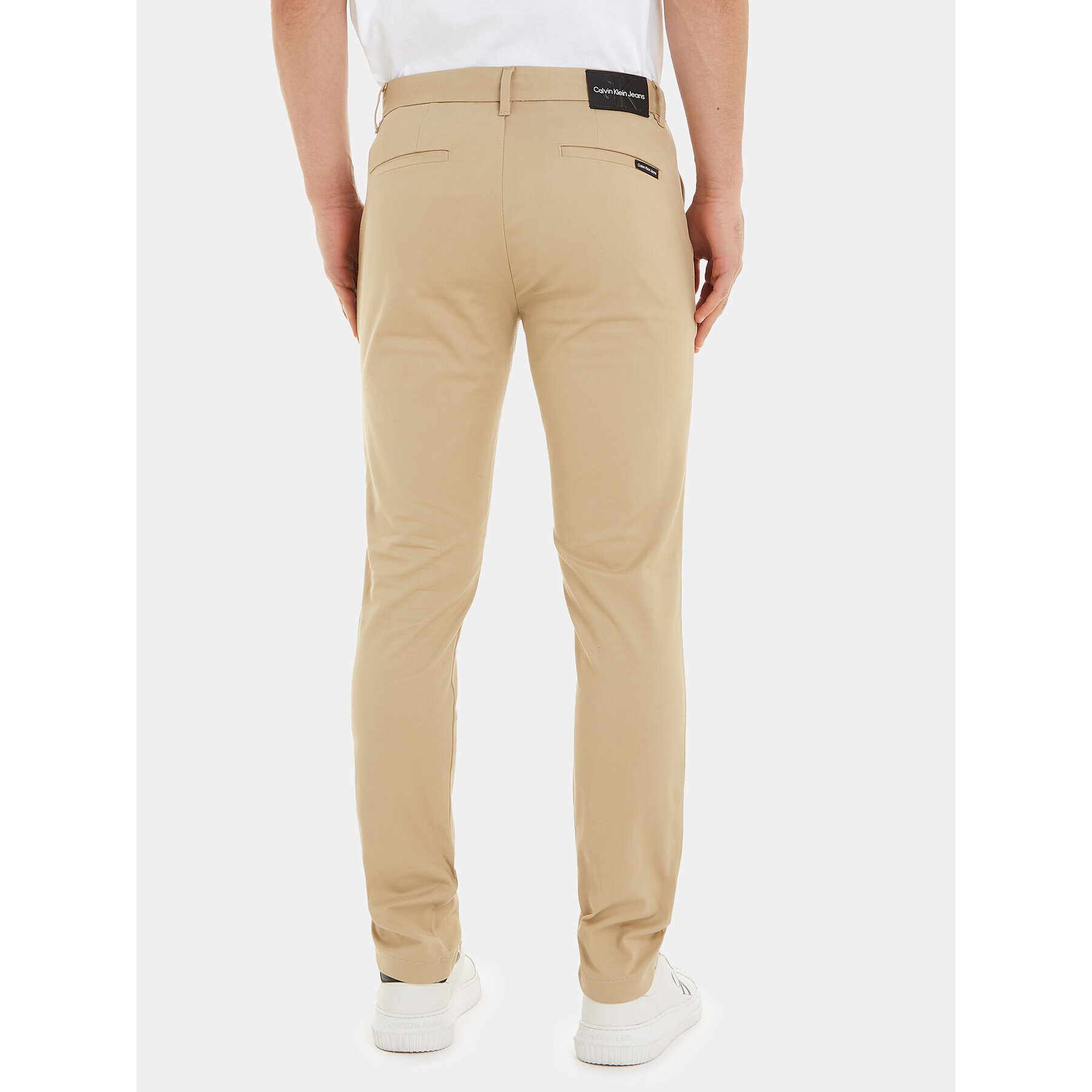 Calvin Klein Jeans Pantaloni chino J30J317669 Bej Slim Fit - Pled.ro